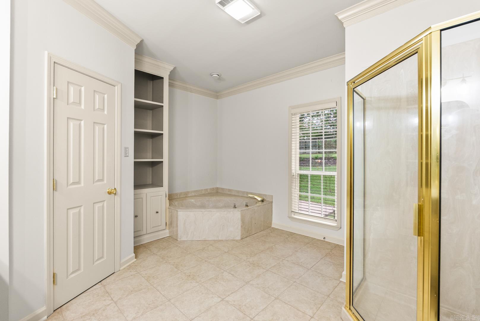 LONGLEA MANOR ADDN - Residential