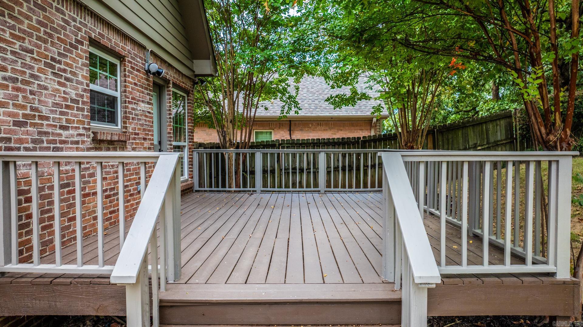 LONGLEA MANOR ADDN - Residential