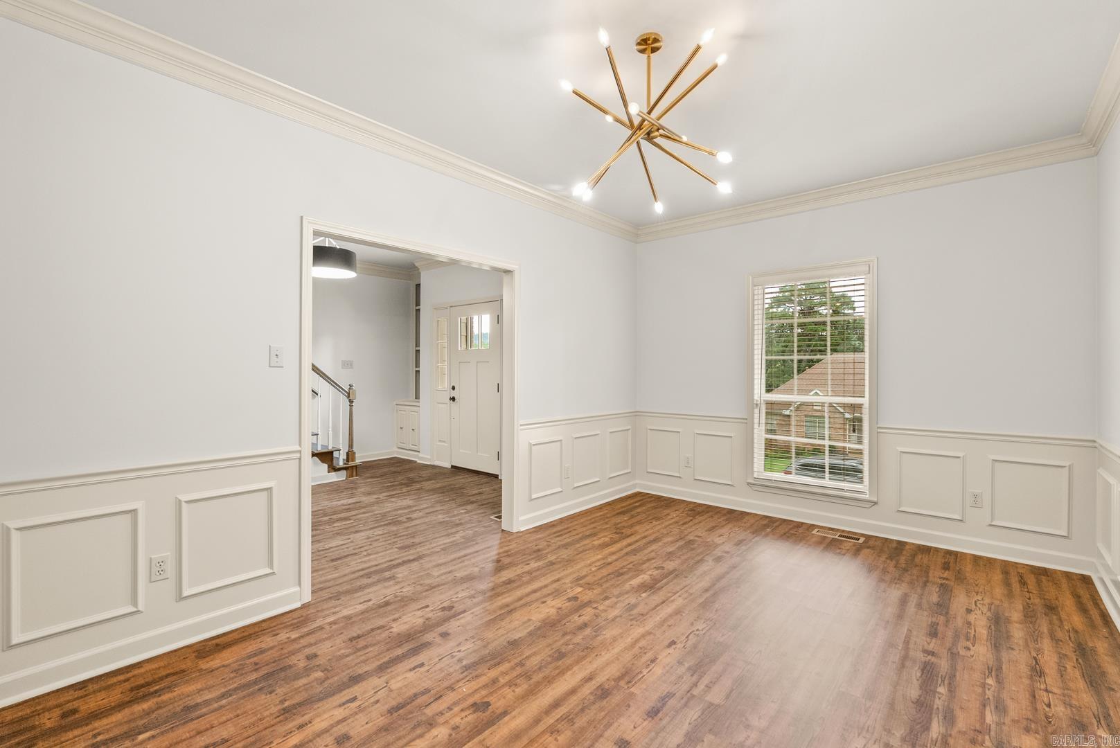 LONGLEA MANOR ADDN - Residential