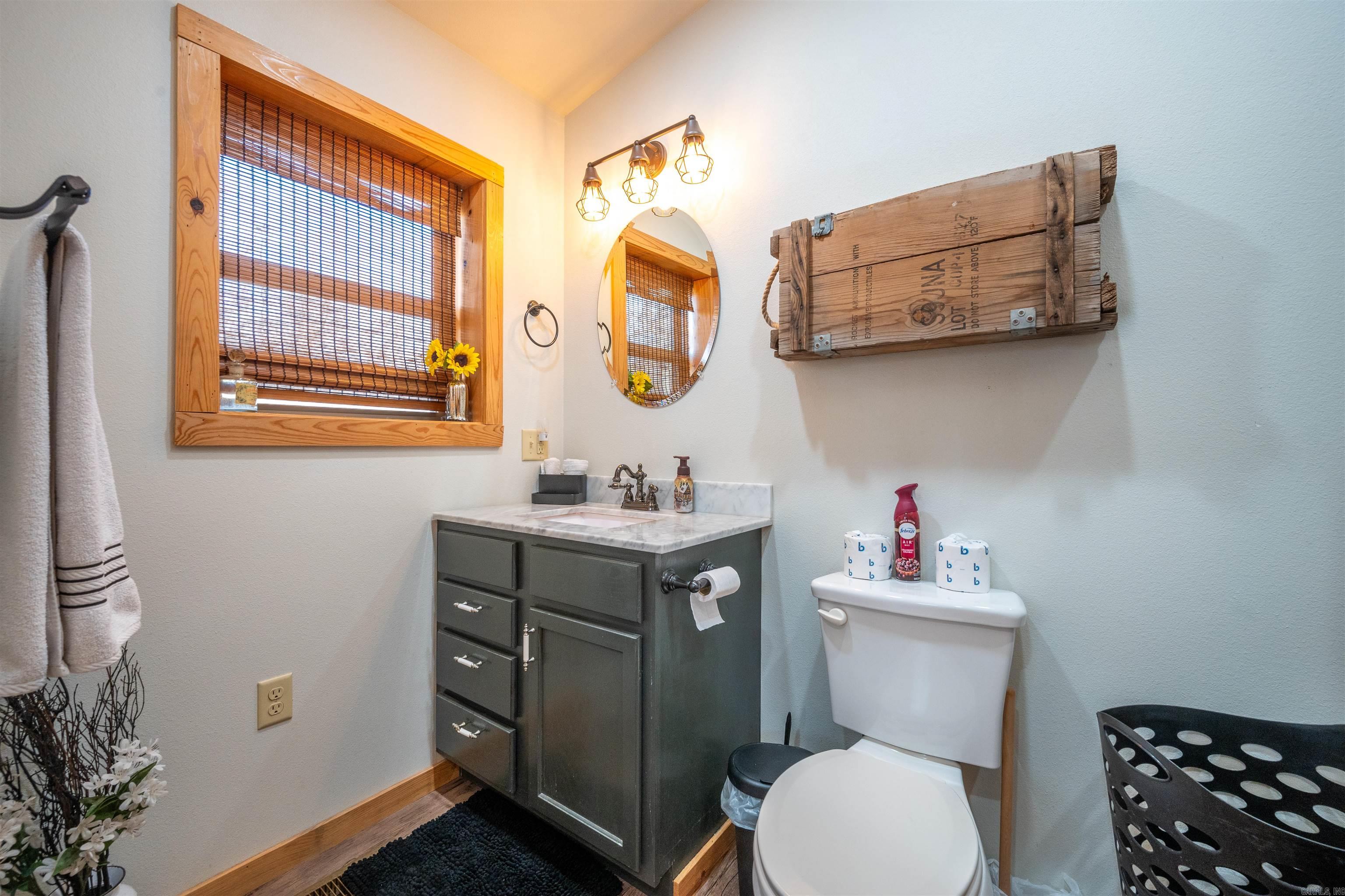 MOUNTAIN CREST - Residential