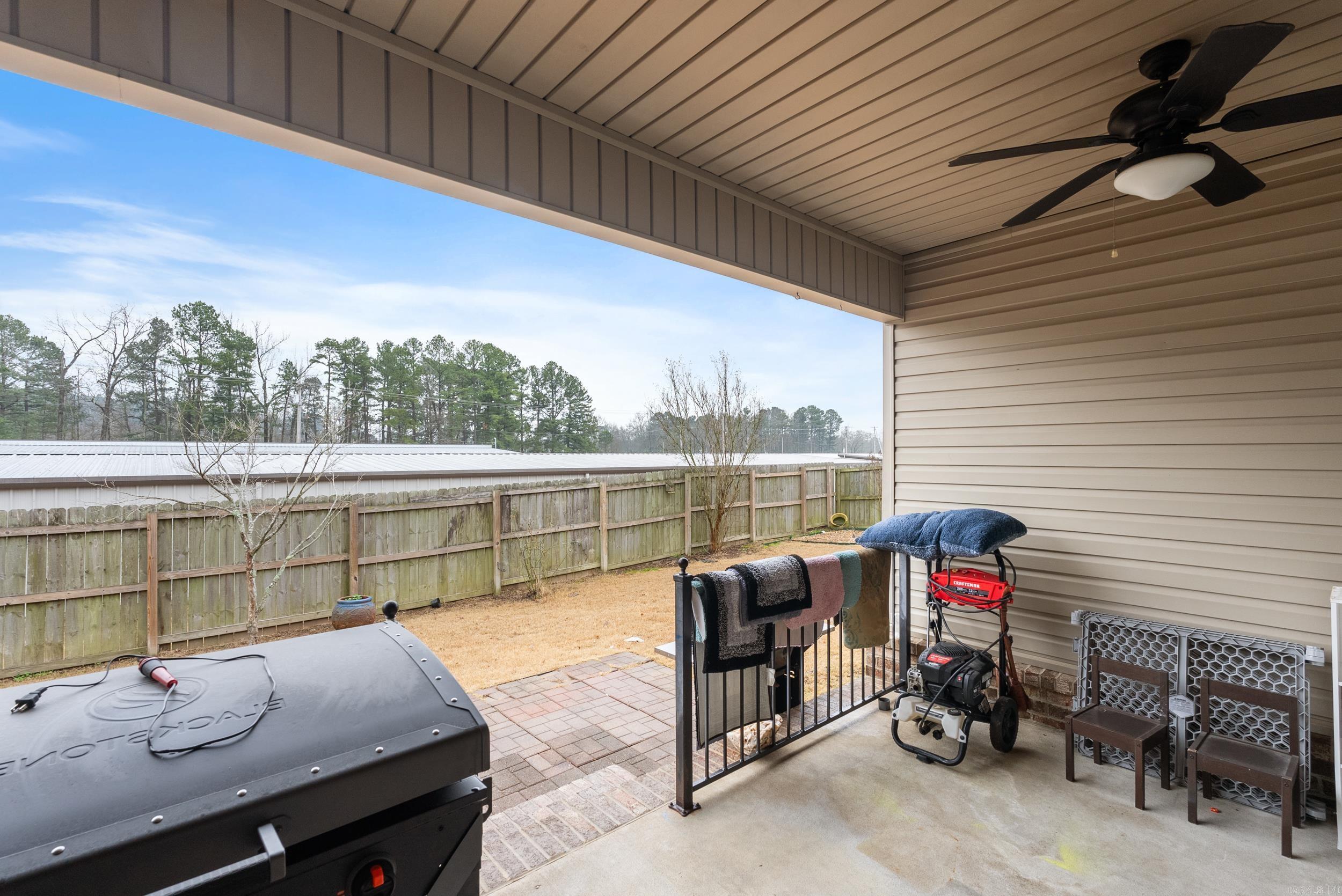 PLEASANT FOREST - Residential