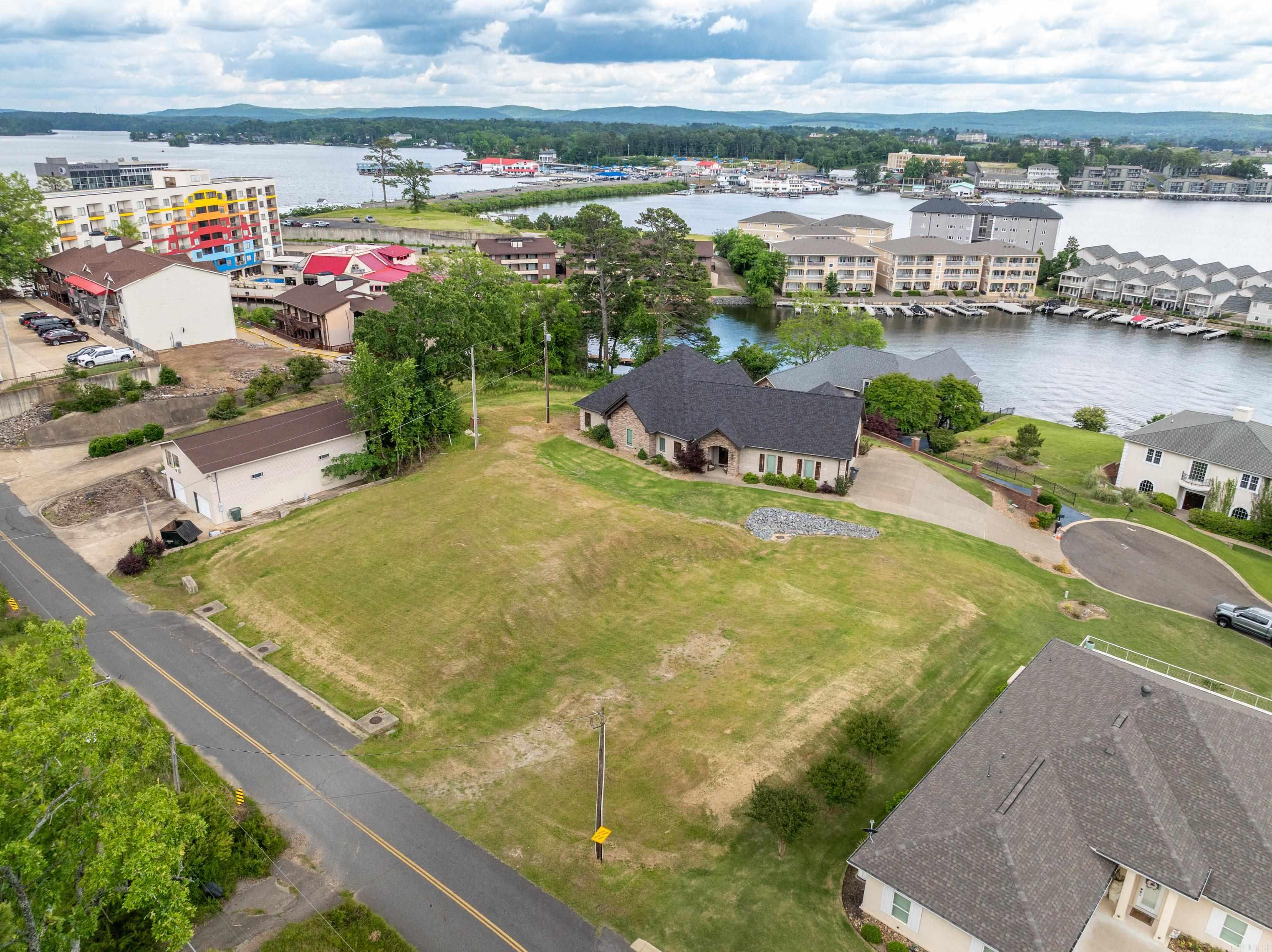 BAREFOOT BAY - Residential