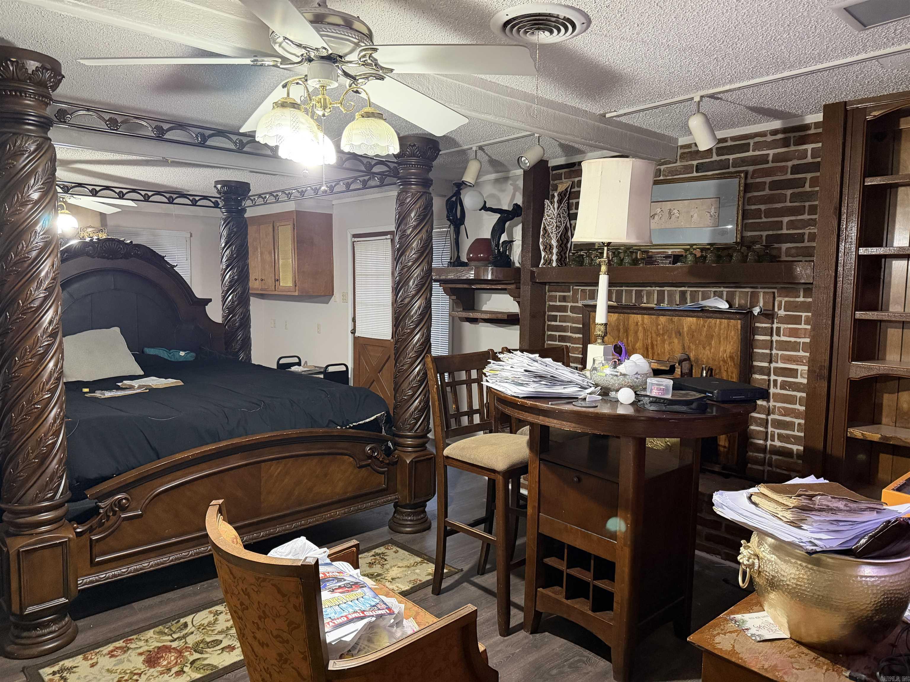 CHERRY CREEK ESTATES - Residential