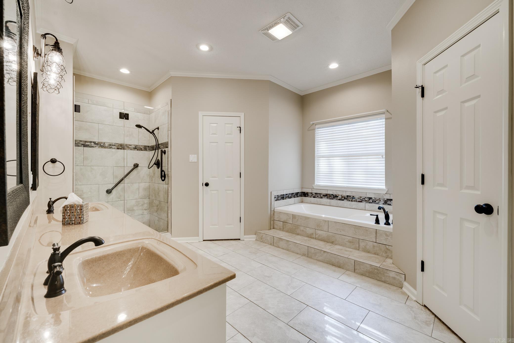 ST CHARLES PLACE - Residential