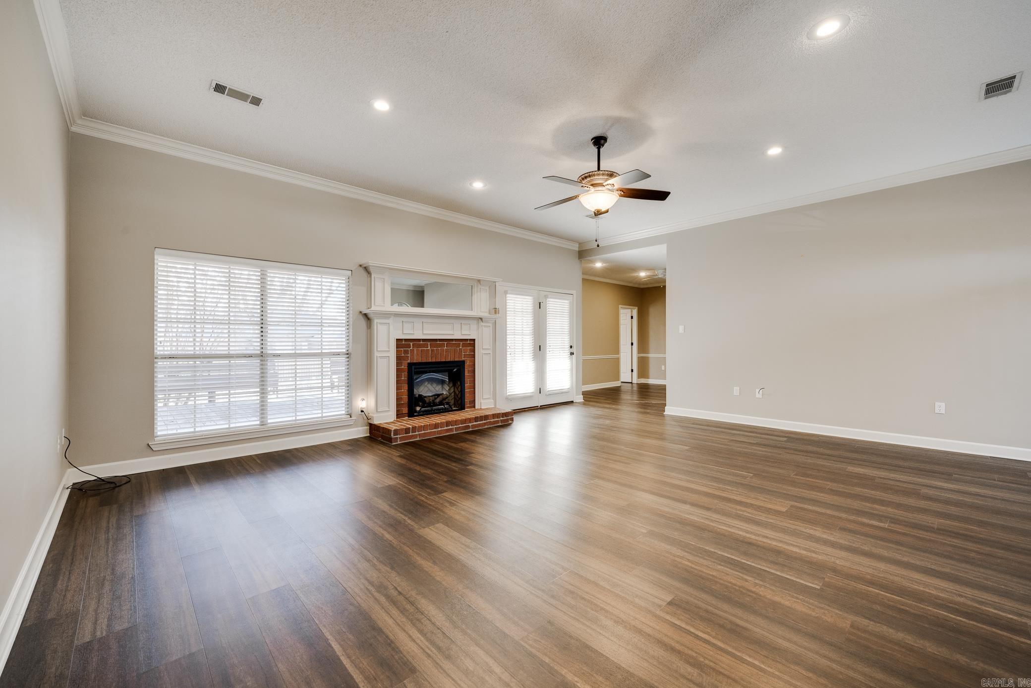 ST CHARLES PLACE - Residential