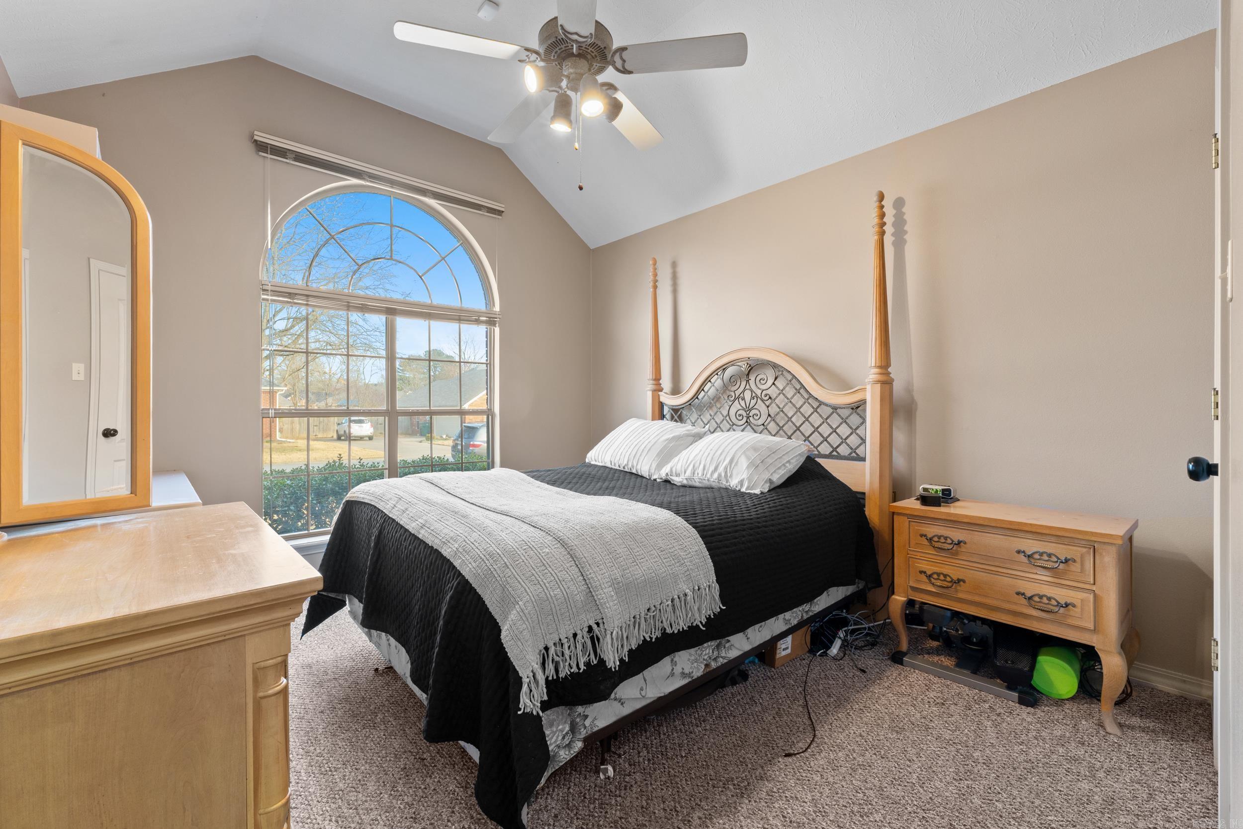 KROOKED KREEK - Residential