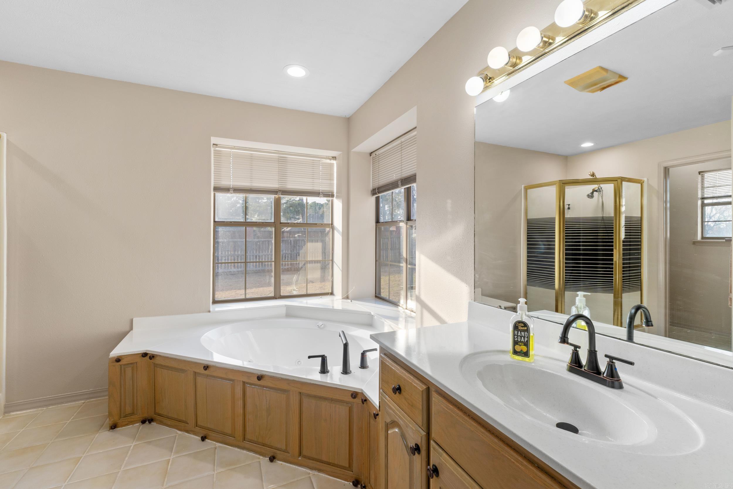 KROOKED KREEK - Residential