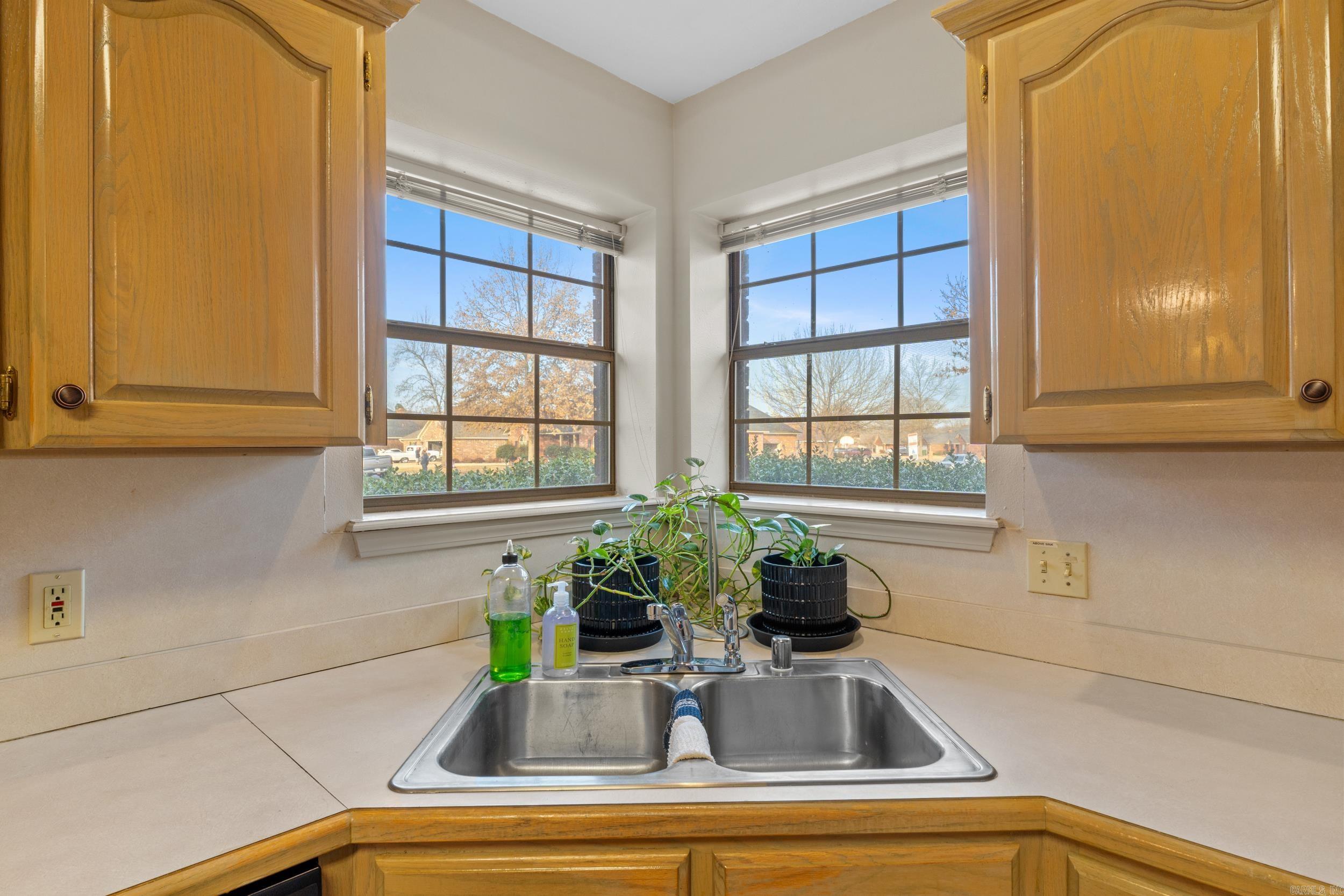 KROOKED KREEK - Residential