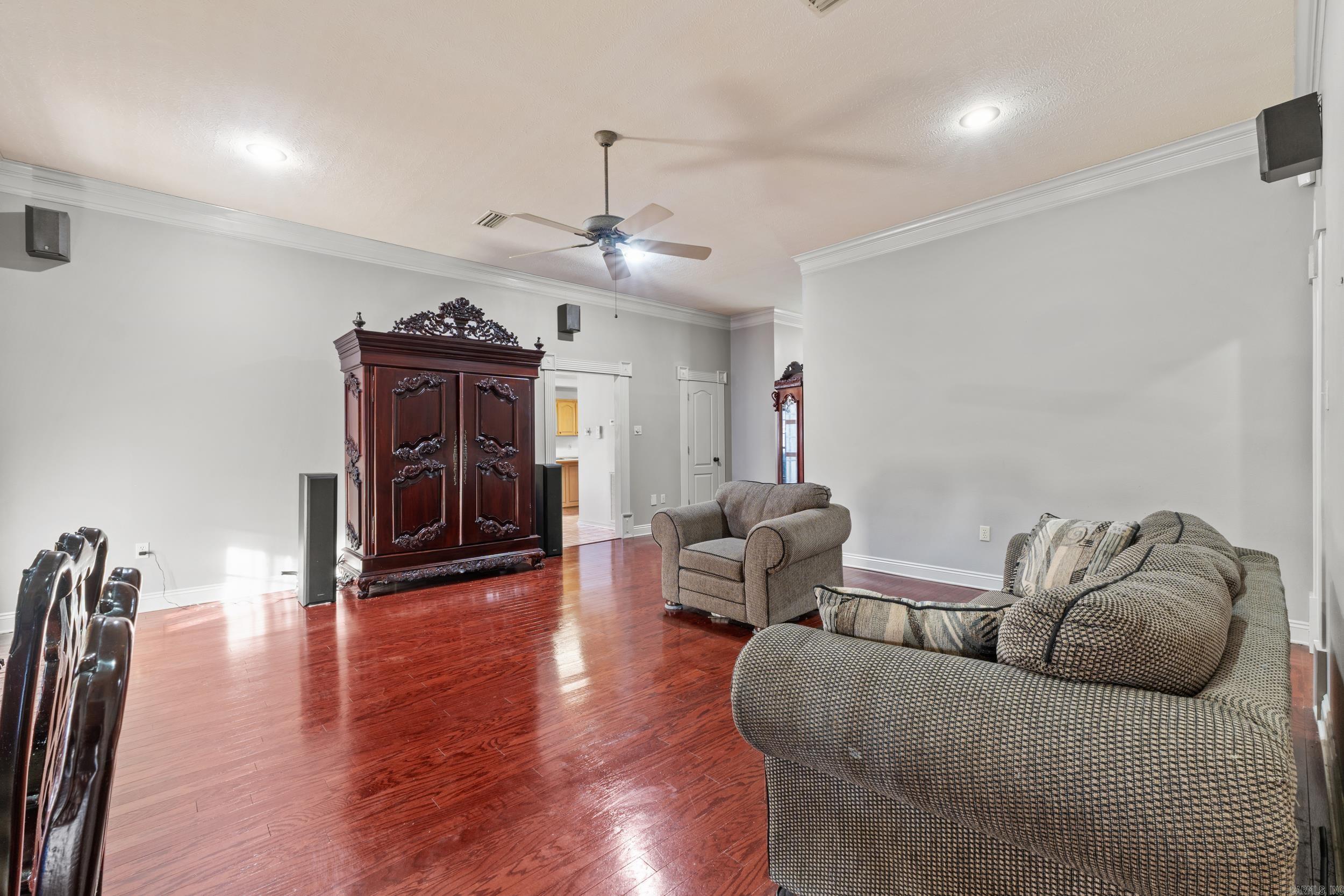 KROOKED KREEK - Residential