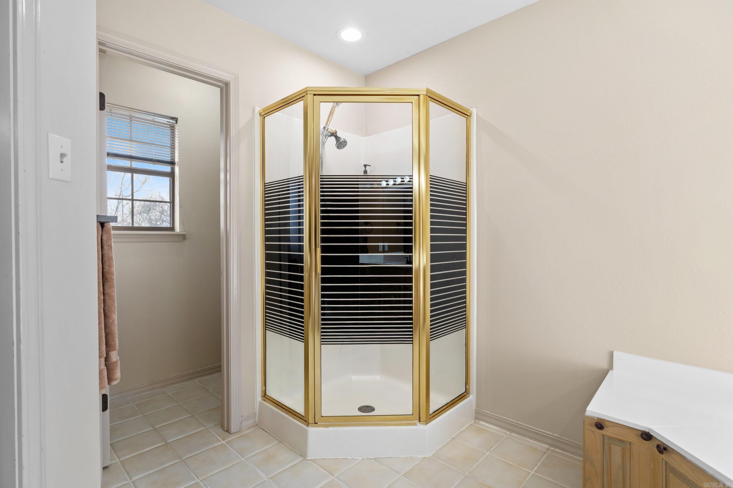 KROOKED KREEK - Residential