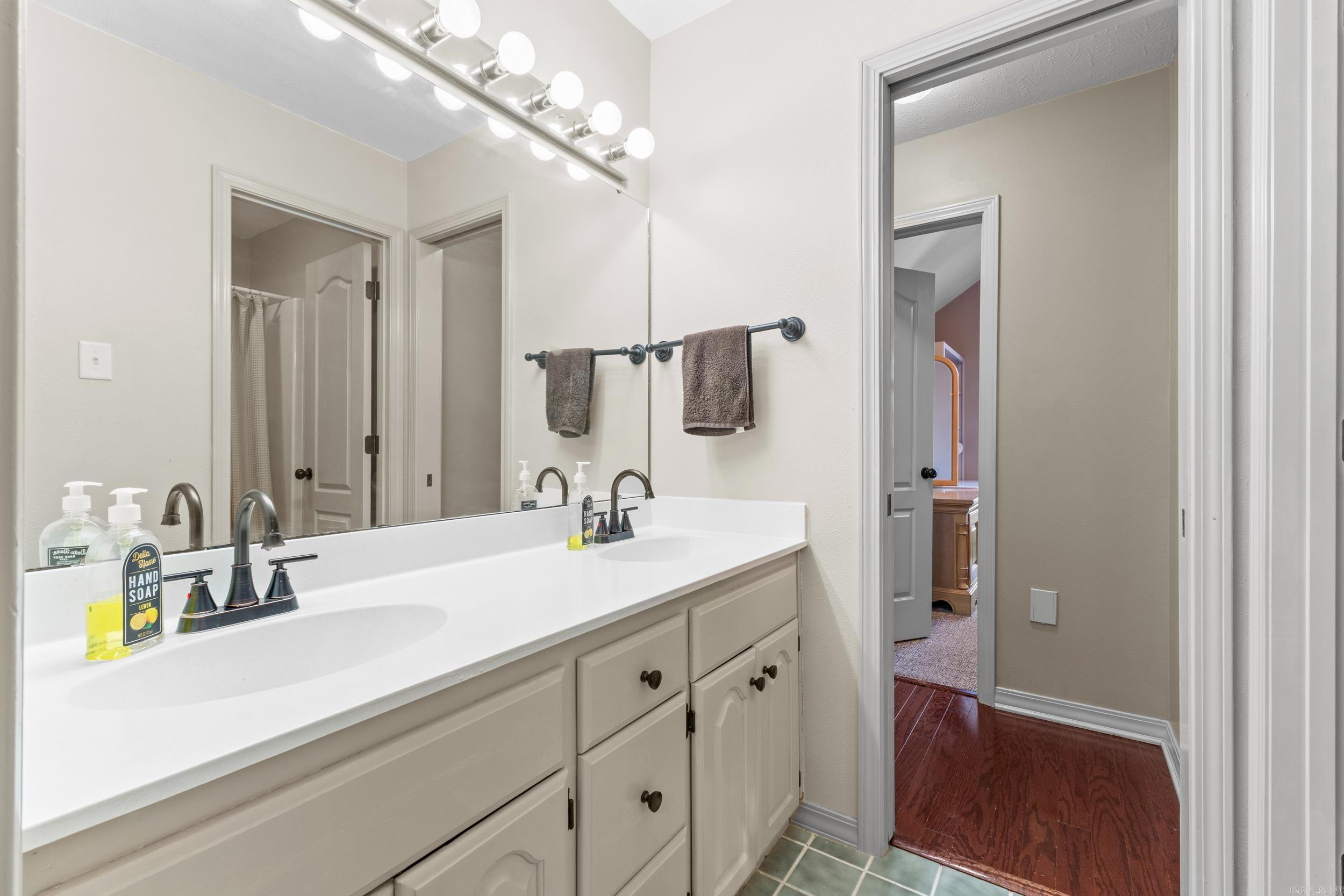 KROOKED KREEK - Residential