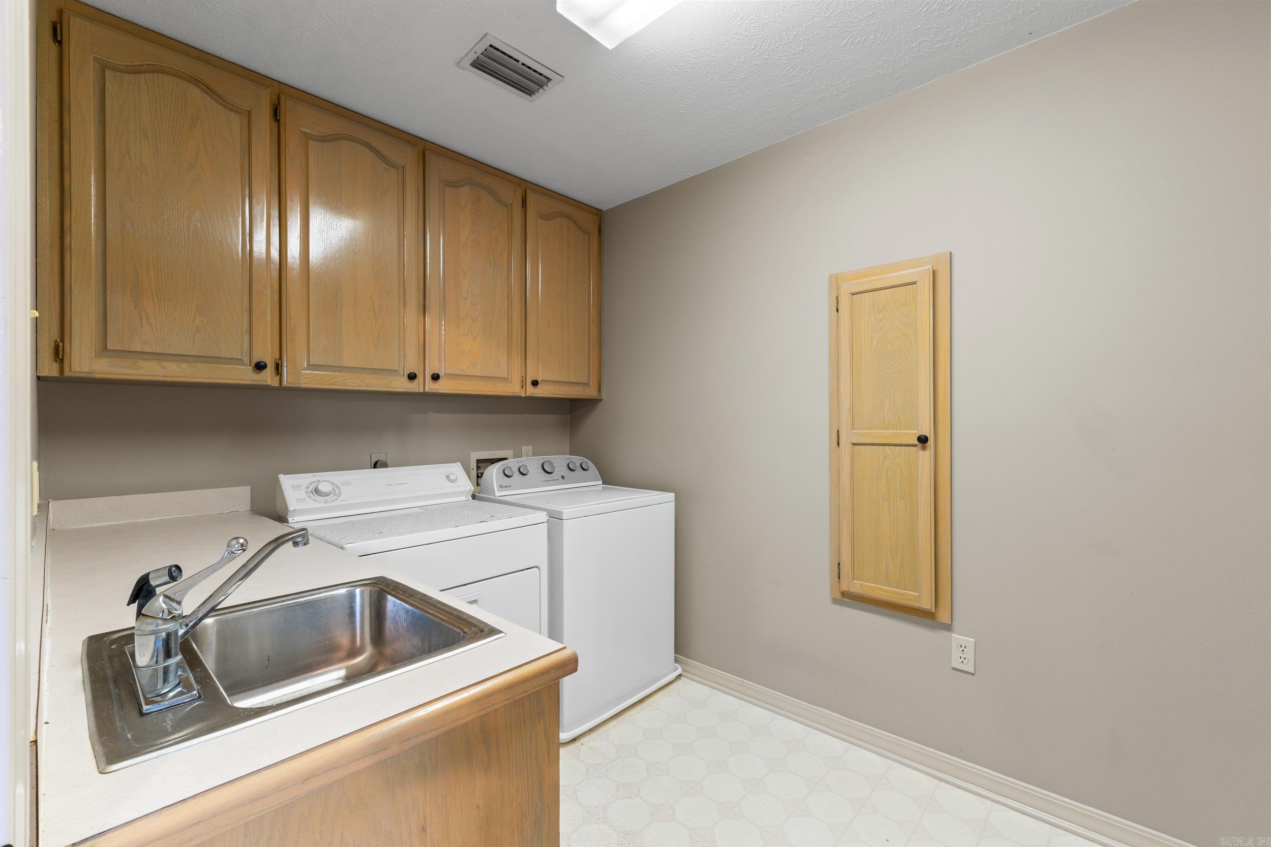 KROOKED KREEK - Residential