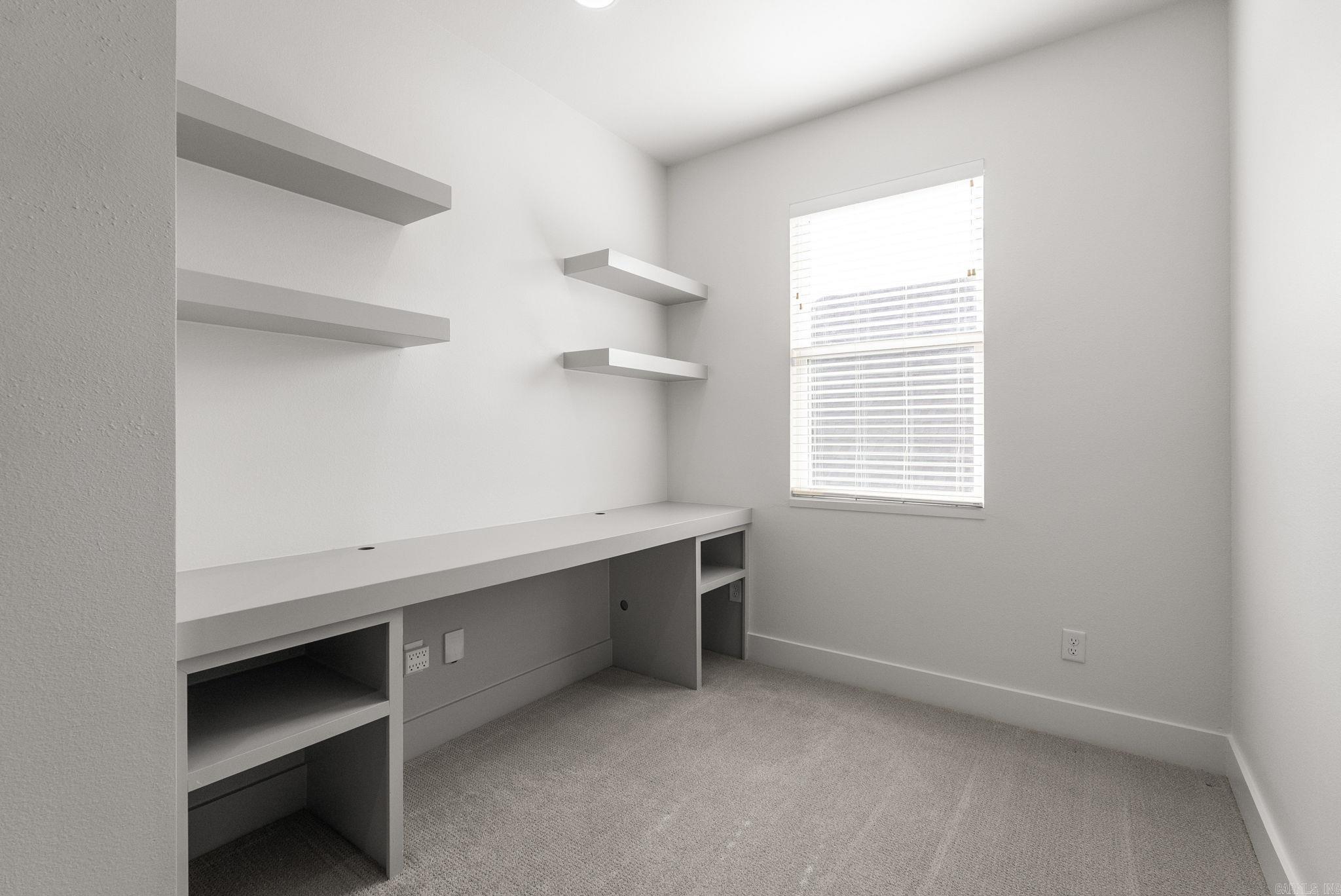 PARKSIDE PLACE - Residential