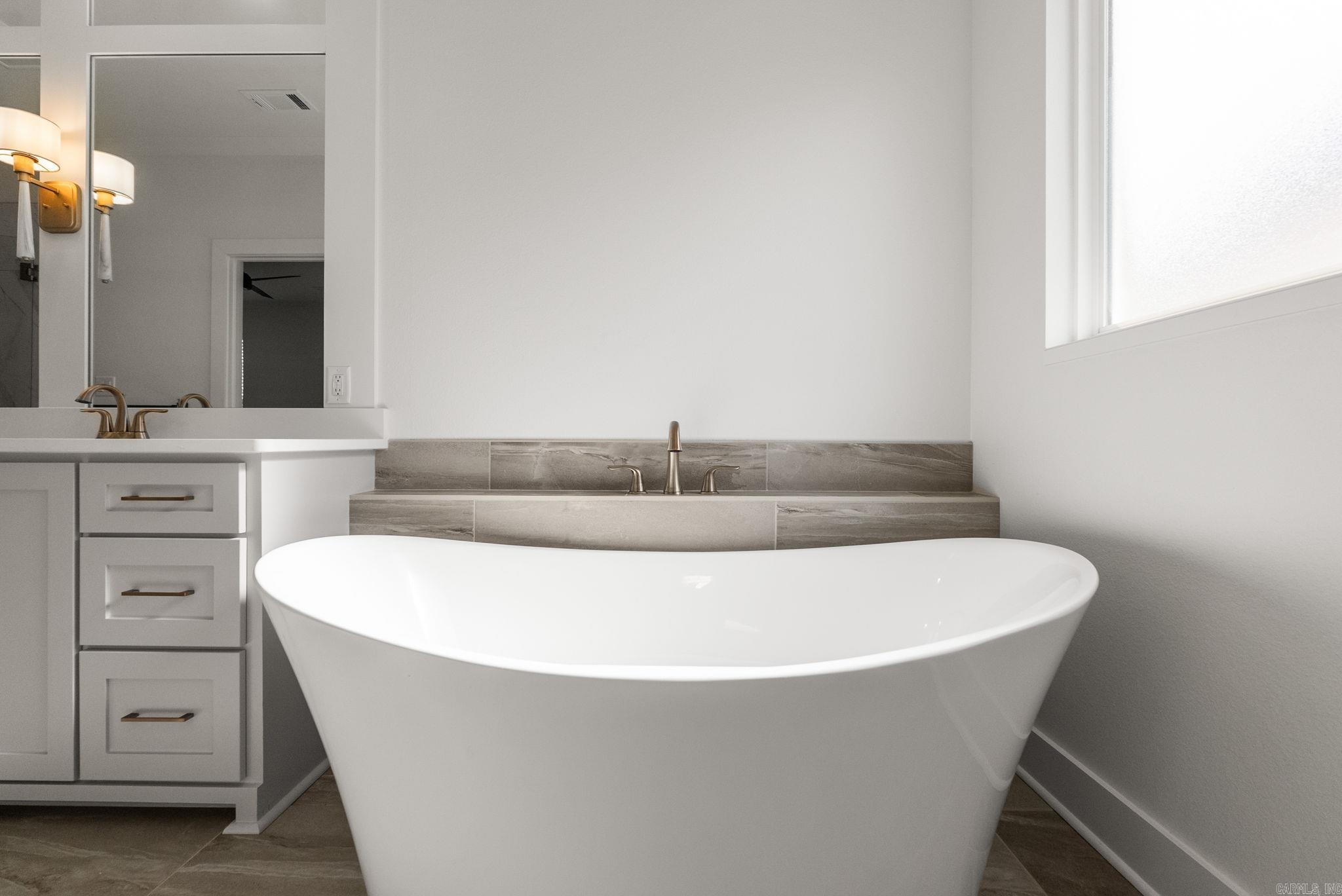 PARKSIDE PLACE - Residential