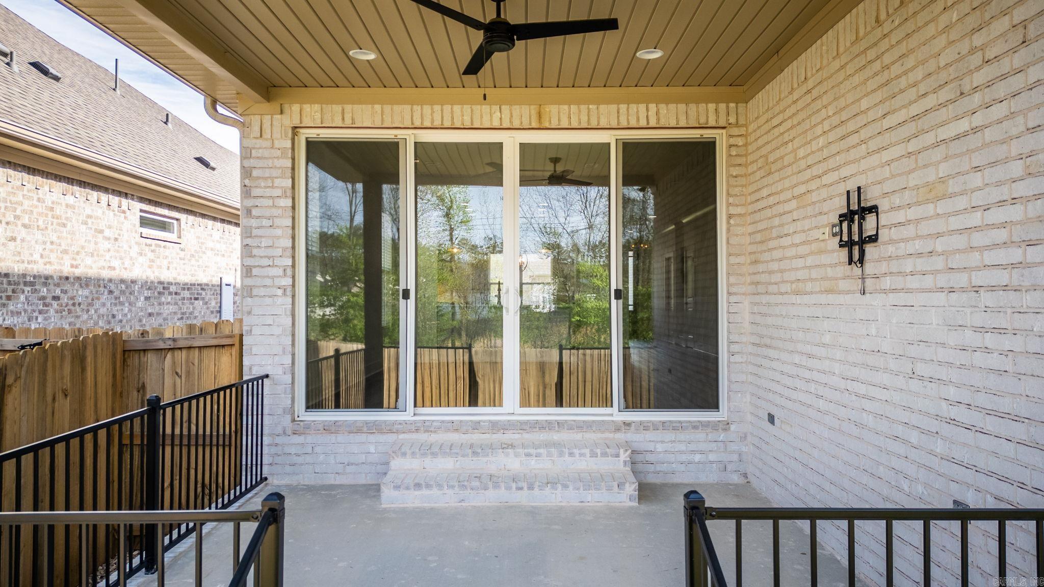 PARKSIDE PLACE - Residential