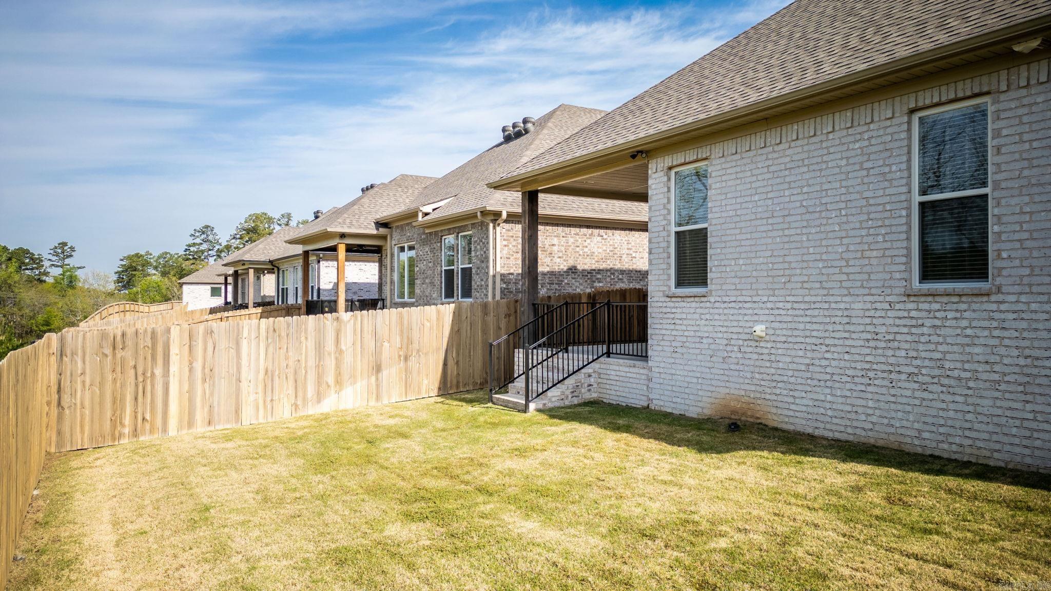 PARKSIDE PLACE - Residential