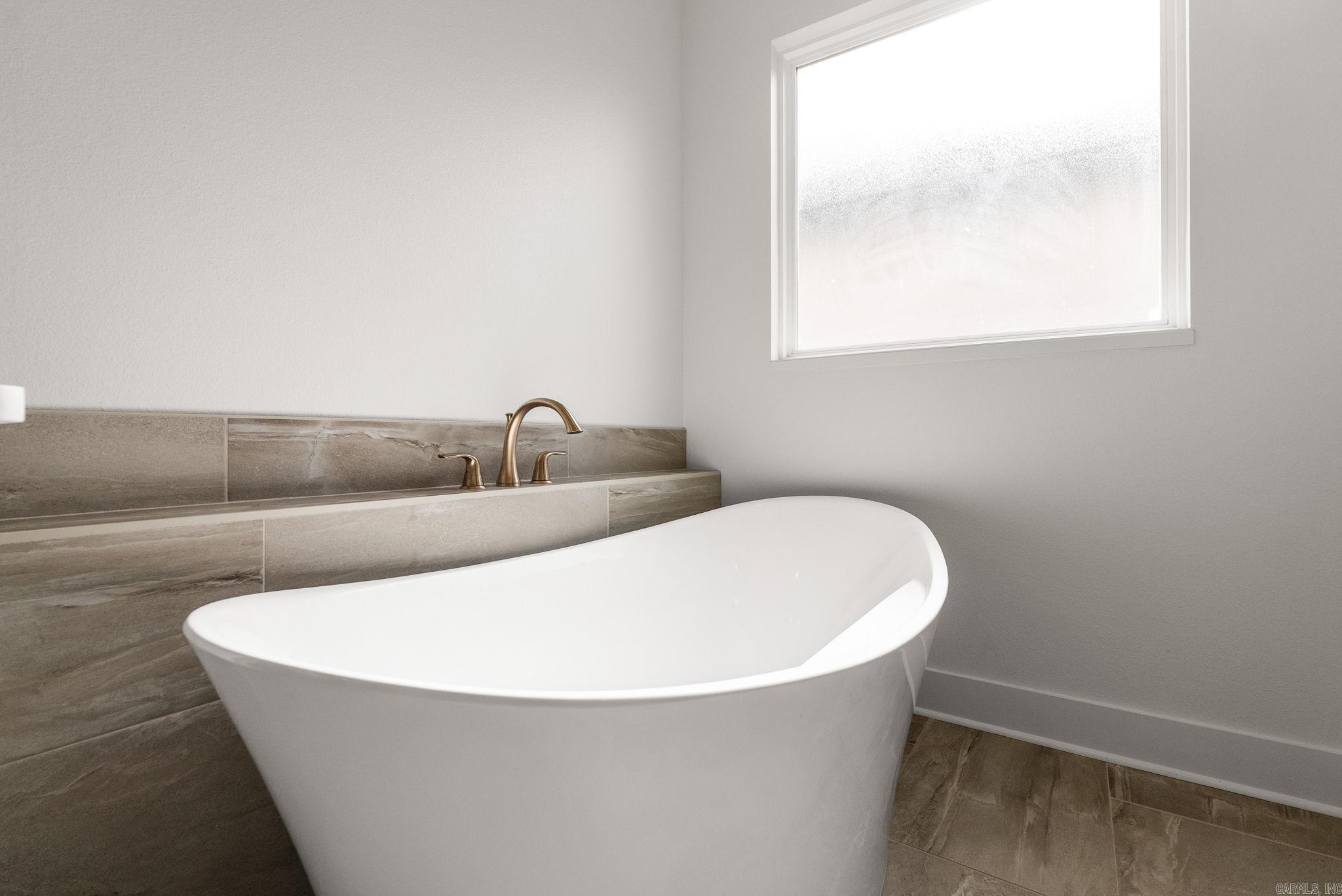 PARKSIDE PLACE - Residential