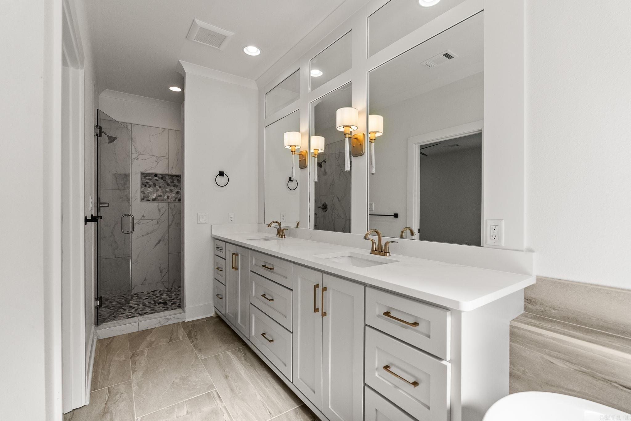 PARKSIDE PLACE - Residential