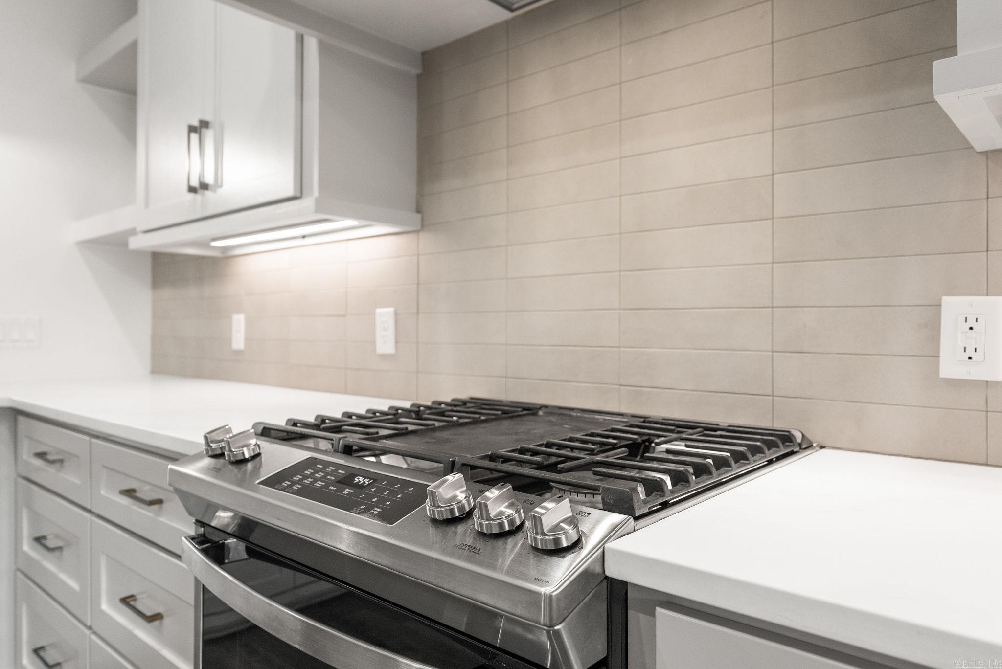 PARKSIDE PLACE - Residential