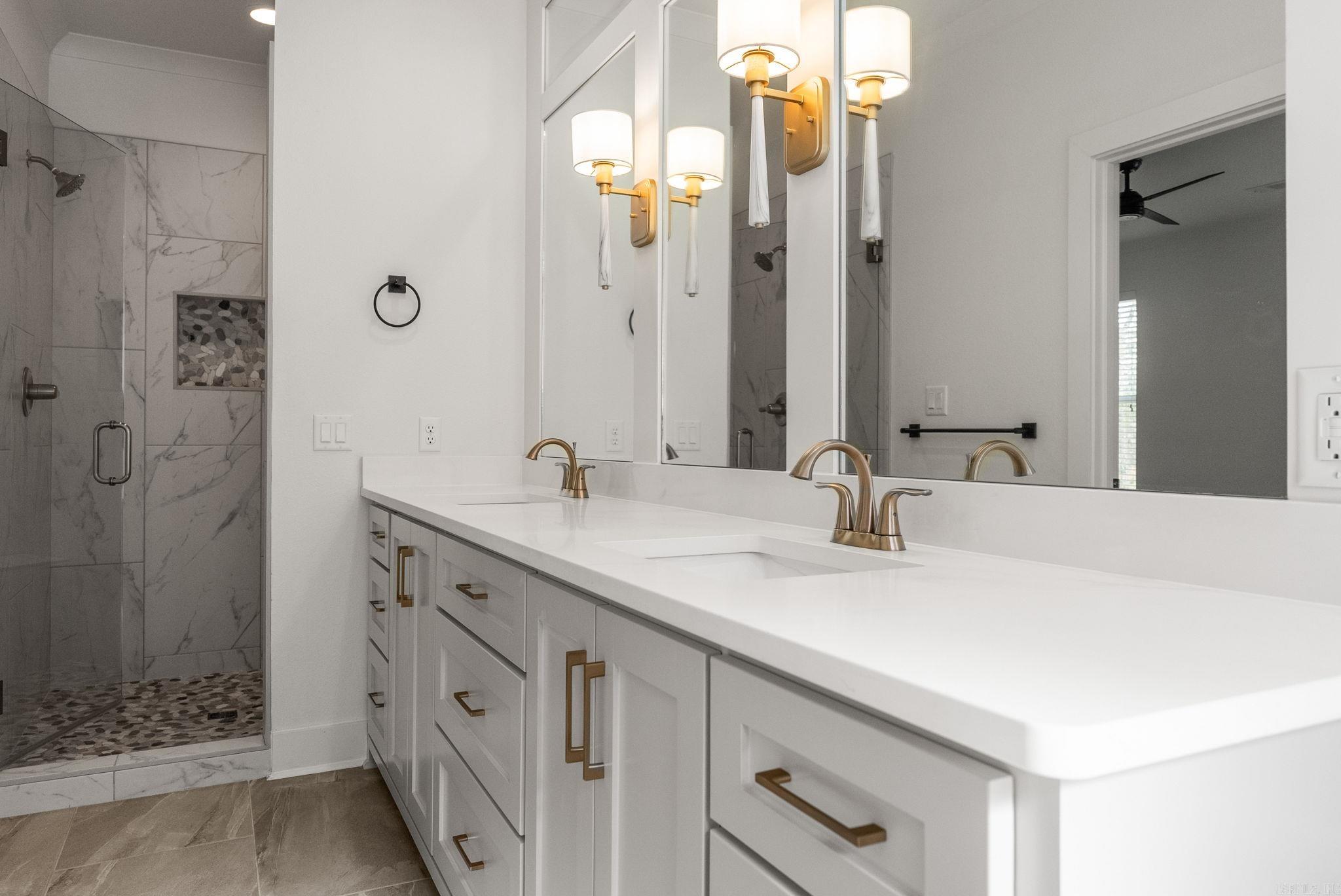 PARKSIDE PLACE - Residential