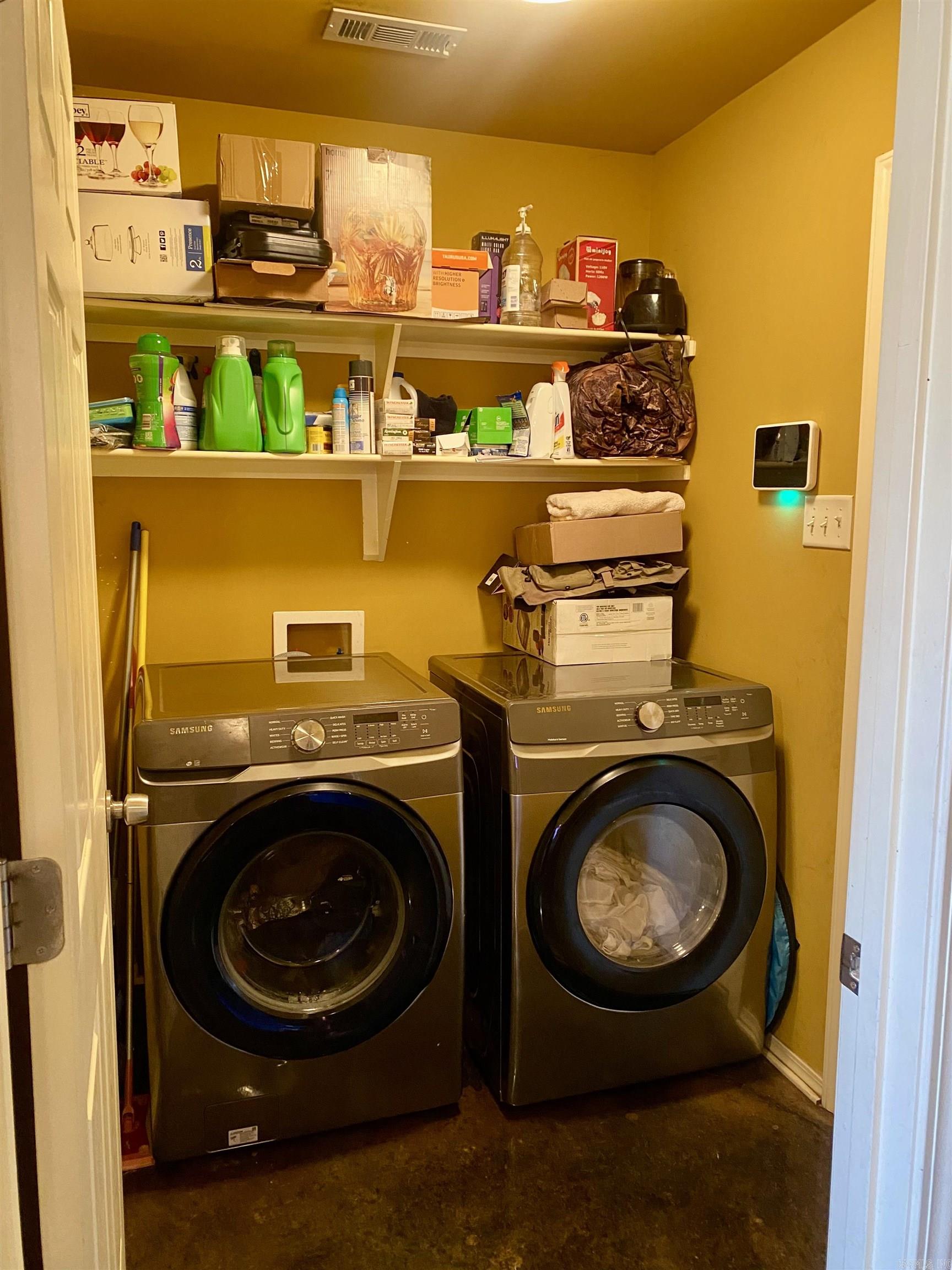 GREENWOOD ACRES - Residential