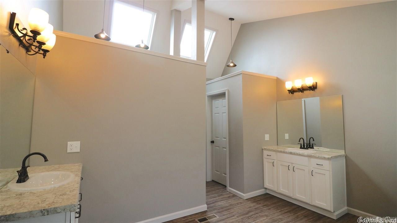 Walthall - Residential Lease