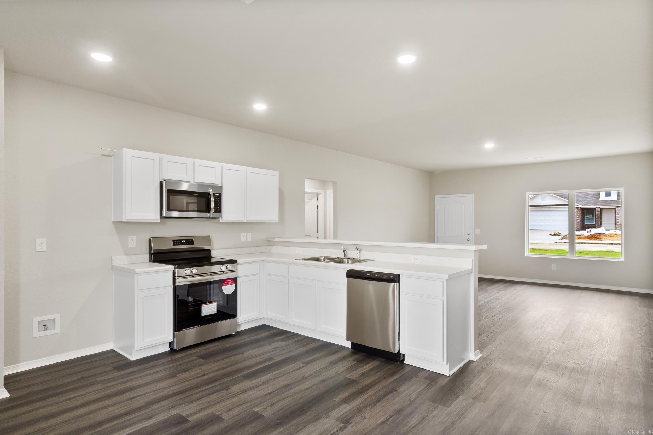 STAGECOACH MEADOWS - Residential