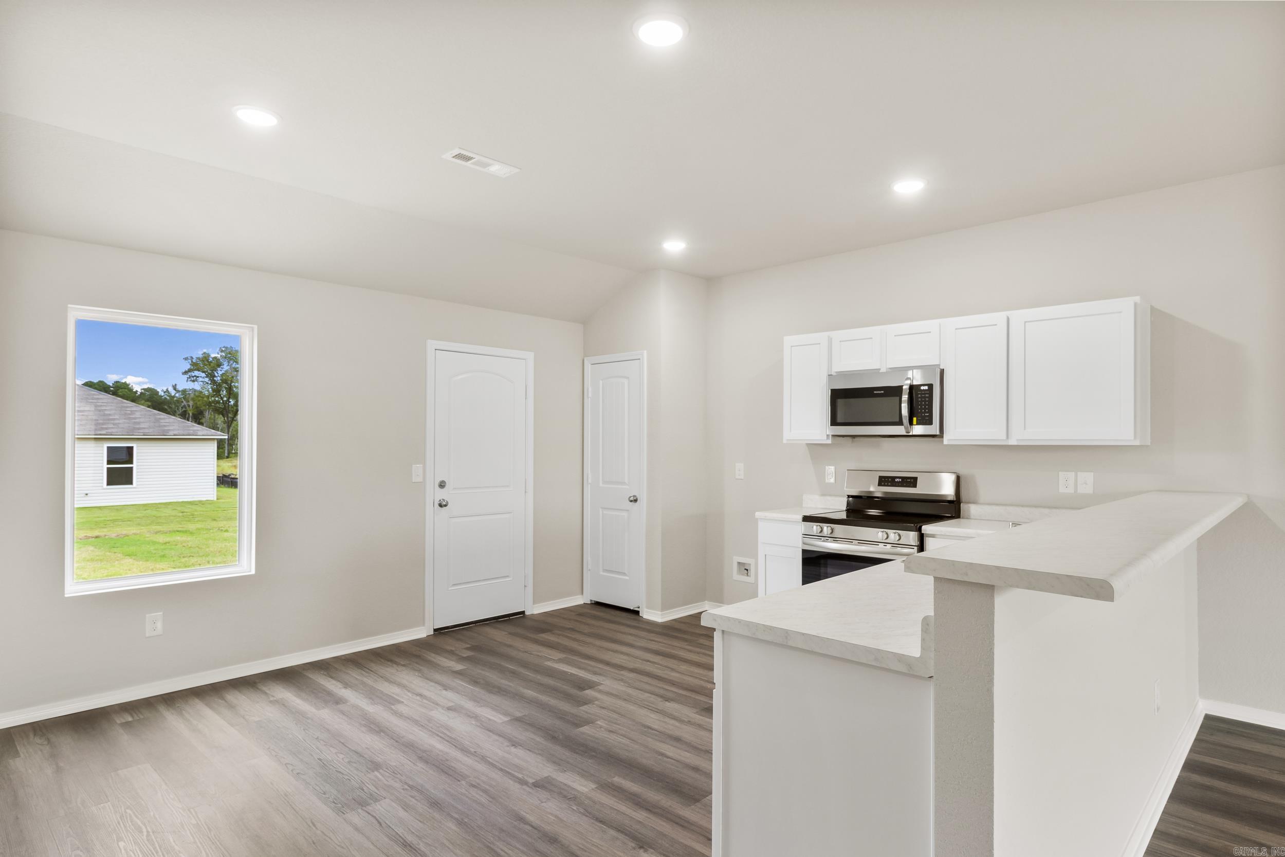 STAGECOACH MEADOWS - Residential