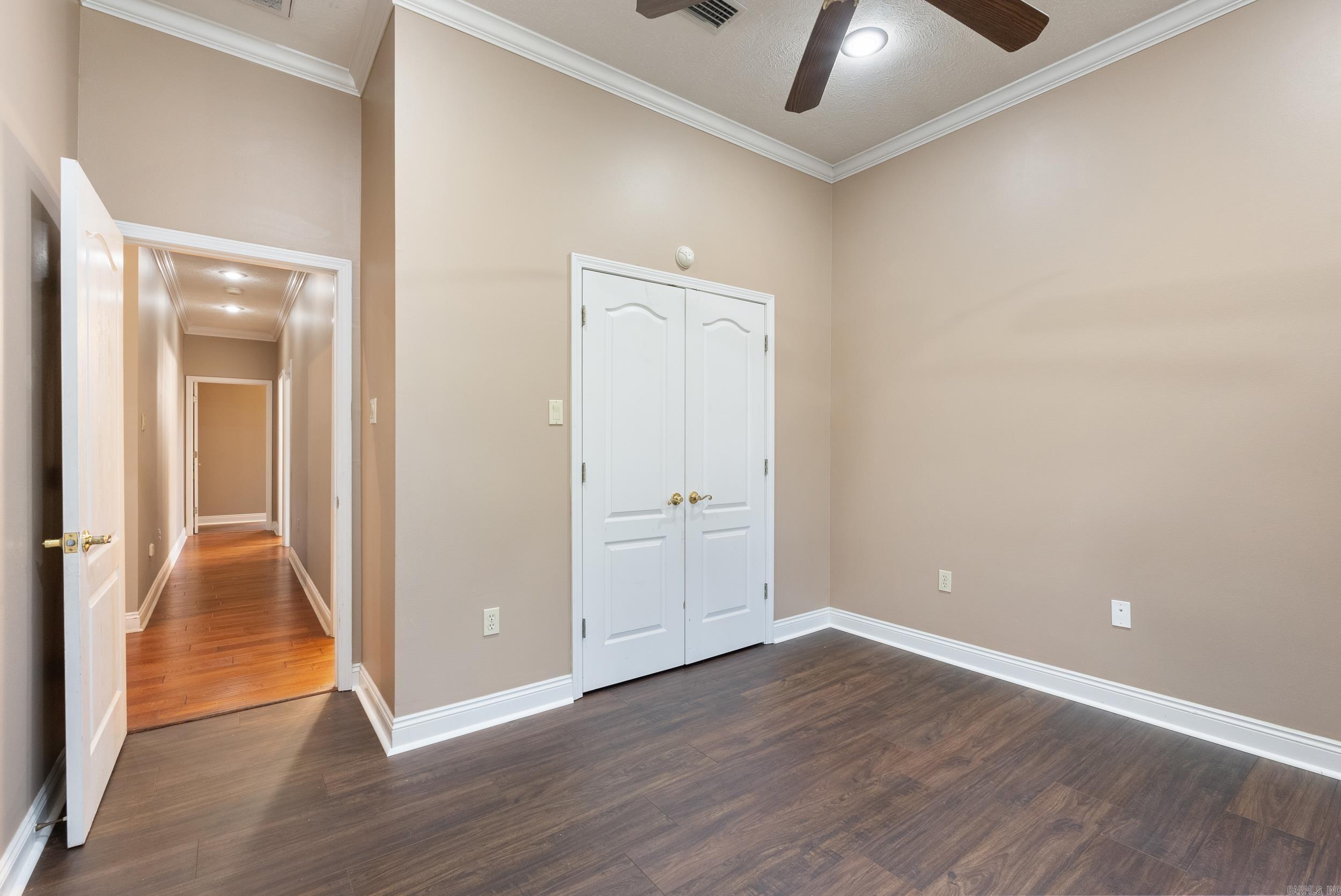 WOODLAND SPRINGS - Residential