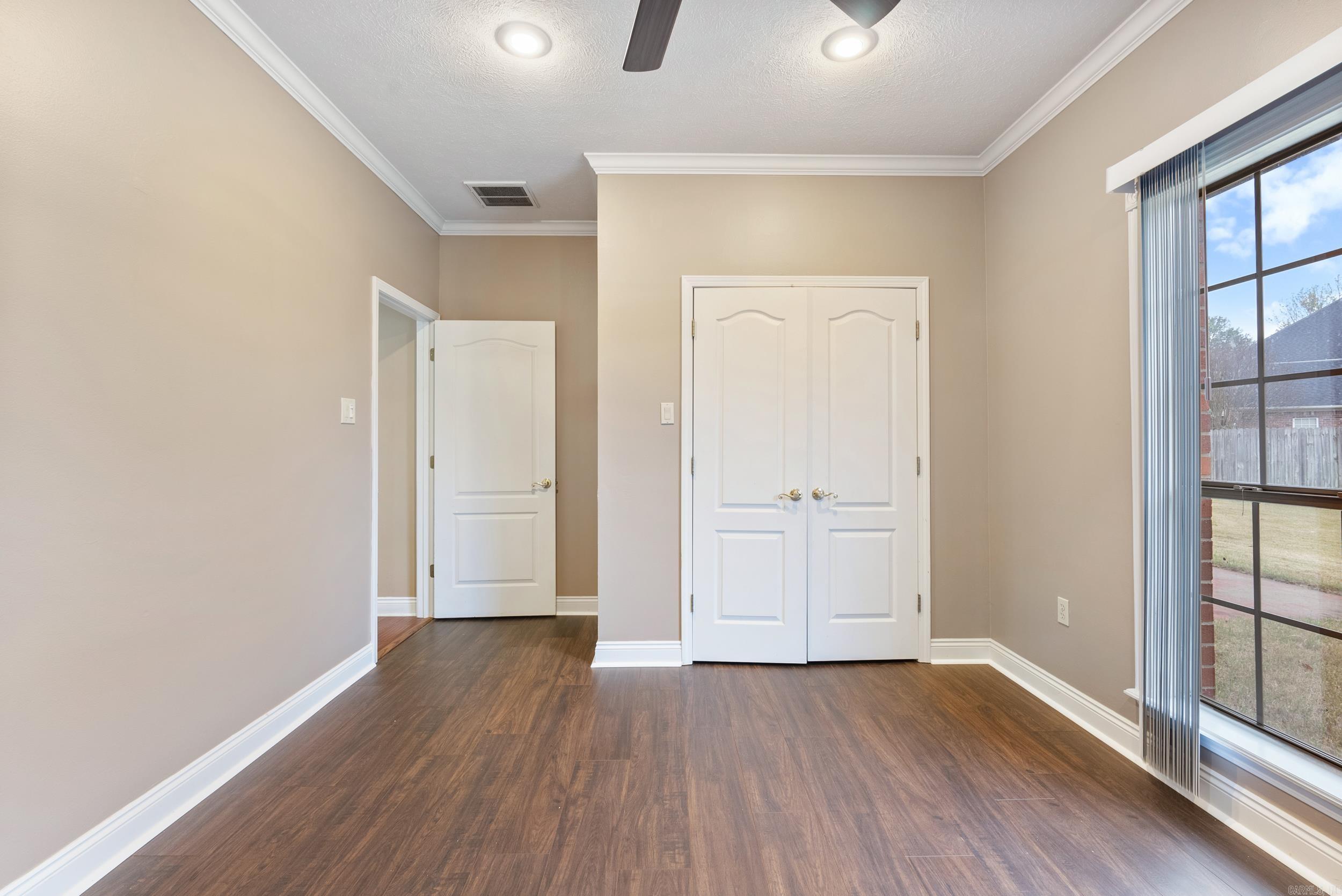 WOODLAND SPRINGS - Residential