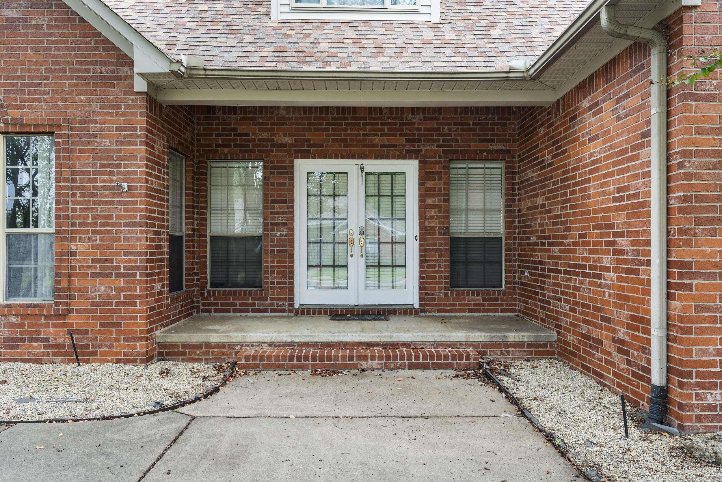 WOODLAND SPRINGS - Residential