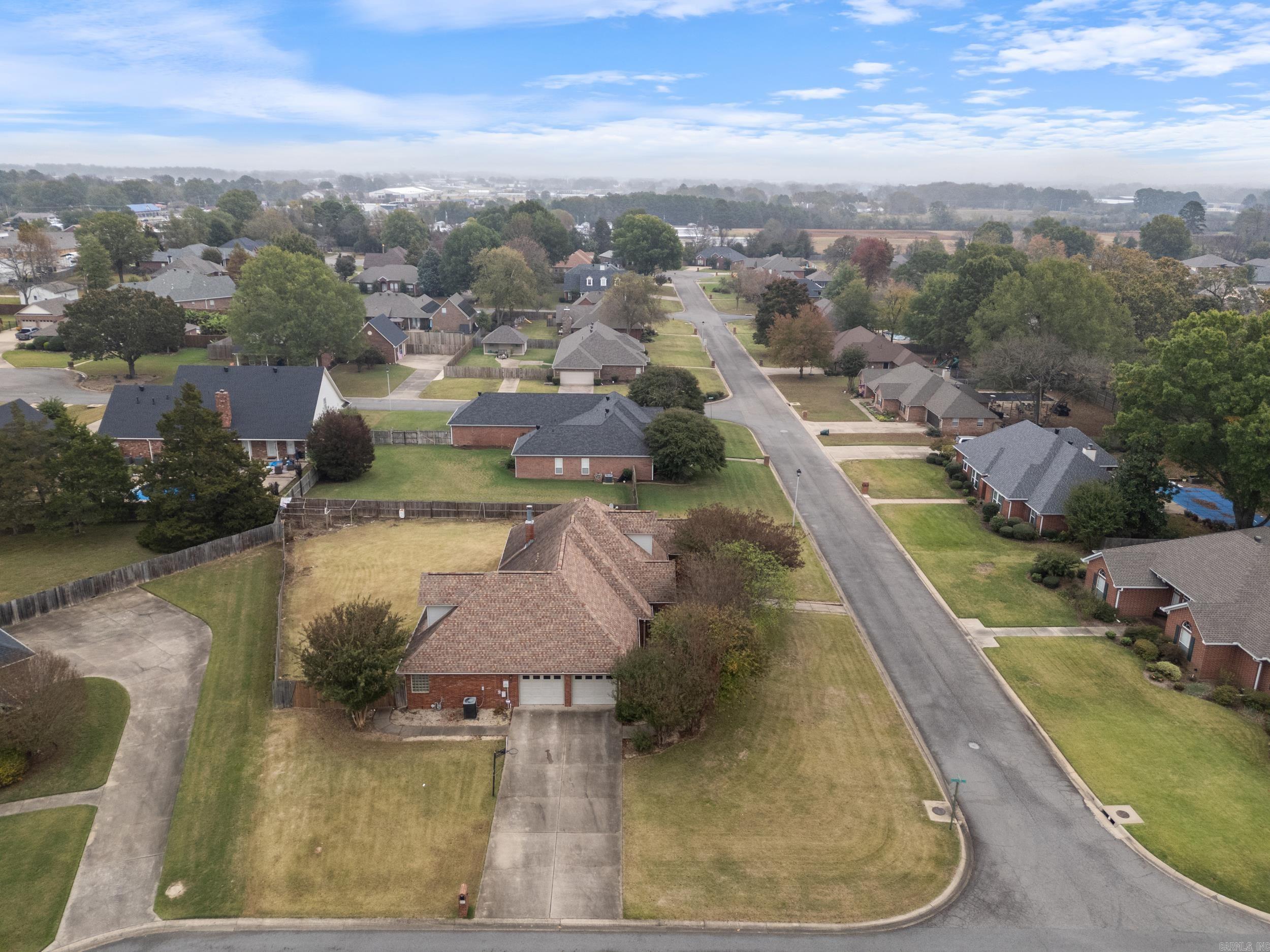 WOODLAND SPRINGS - Residential
