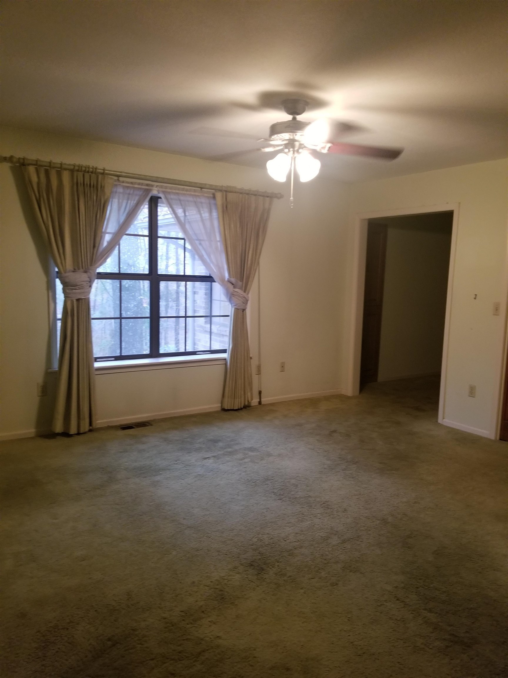 PINE HILLS PARK ADDN - Residential