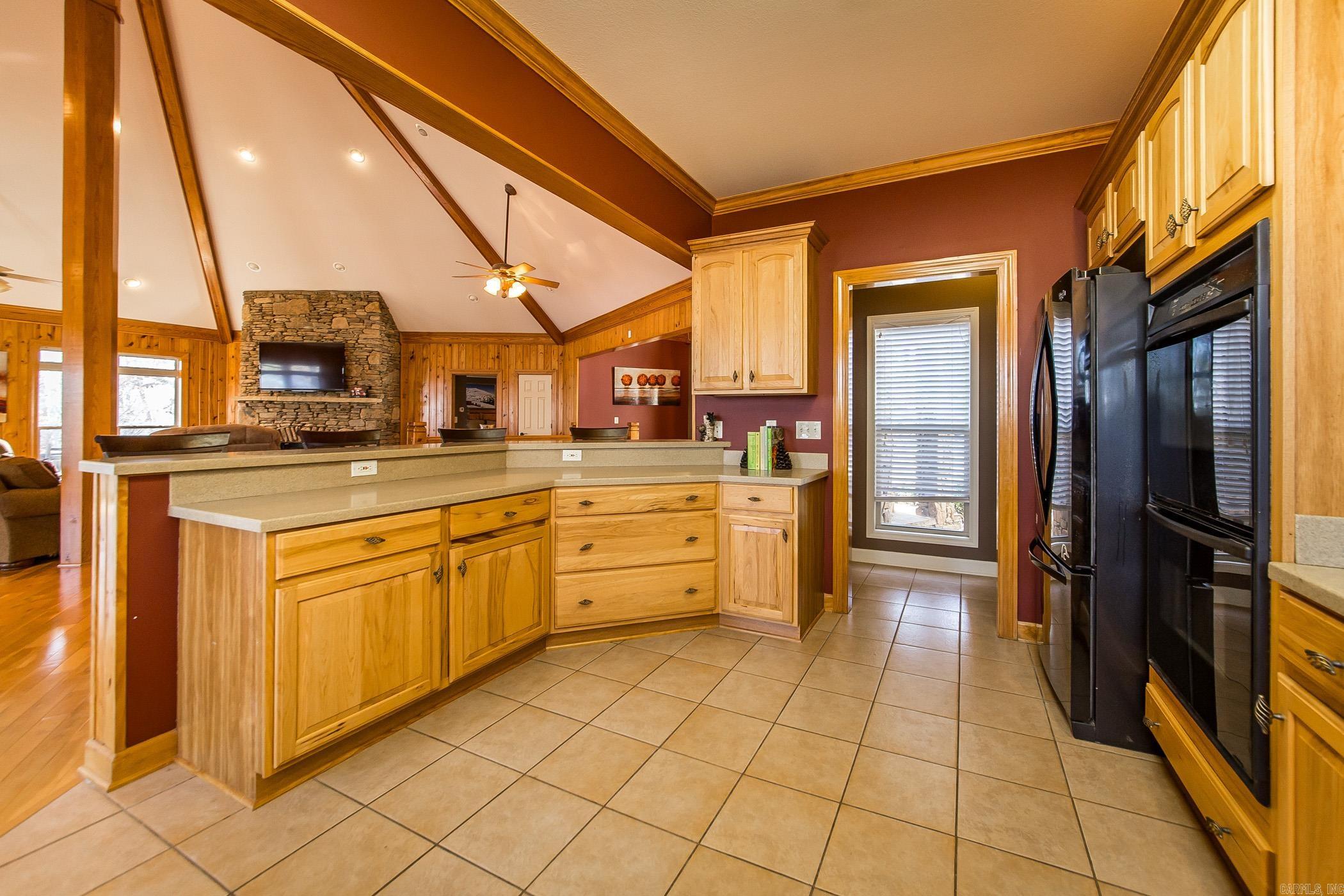 EAST SHORES AT TANNENBAUM - Residential