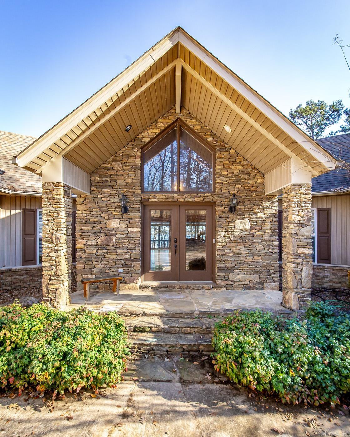 EAST SHORES AT TANNENBAUM - Residential