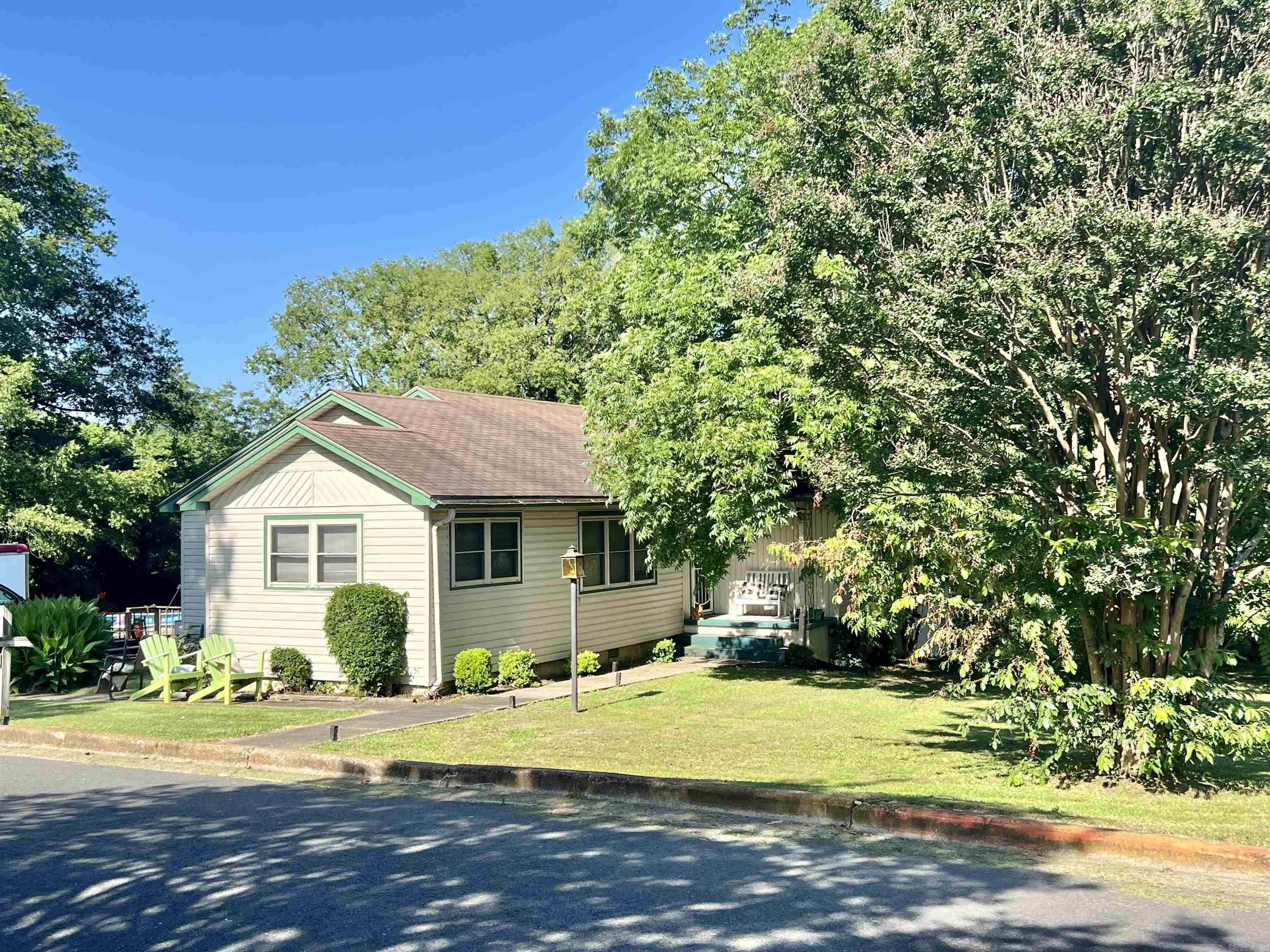 BURROUGHS, J.H. - Residential