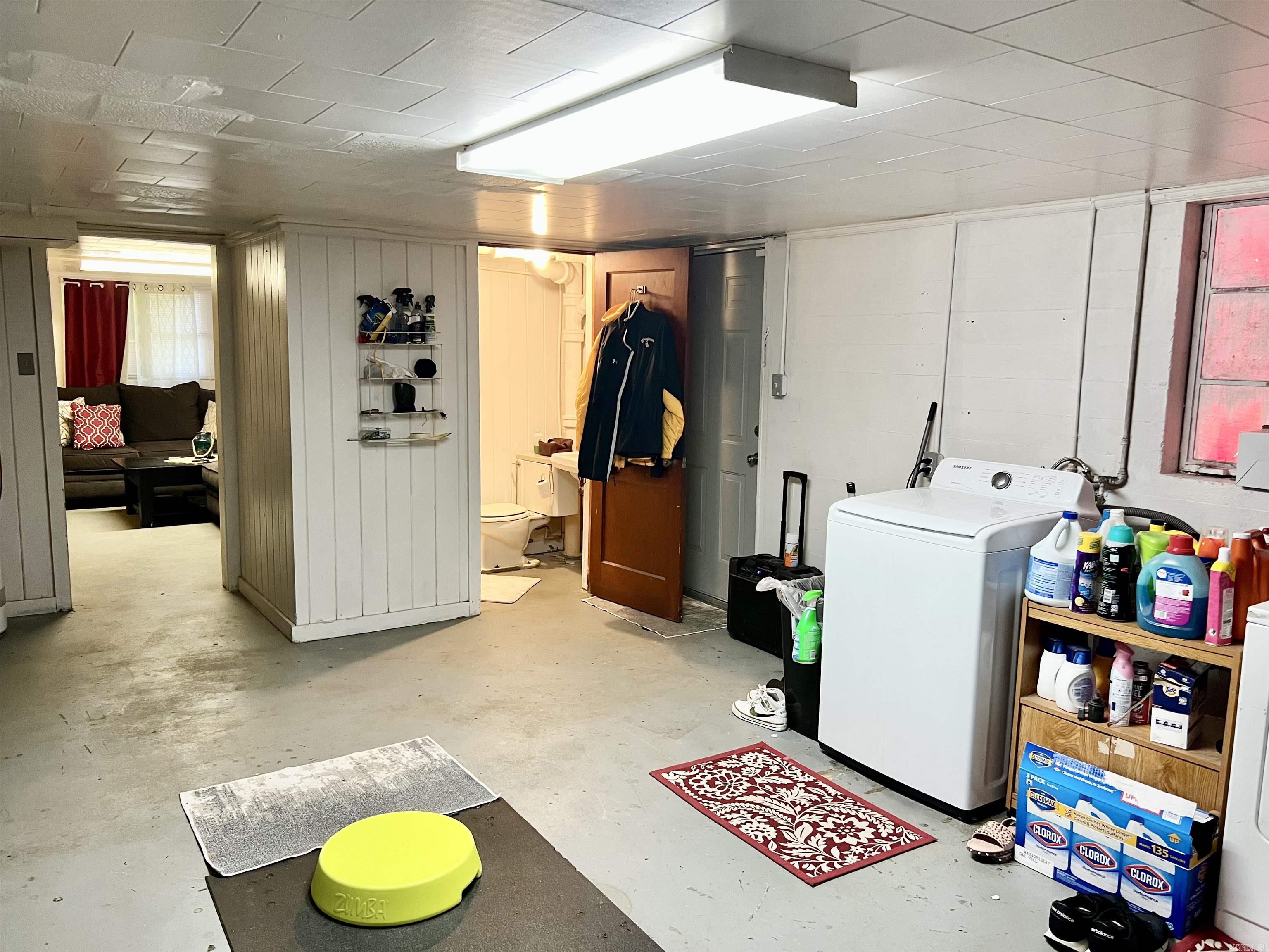 BURROUGHS, J.H. - Residential