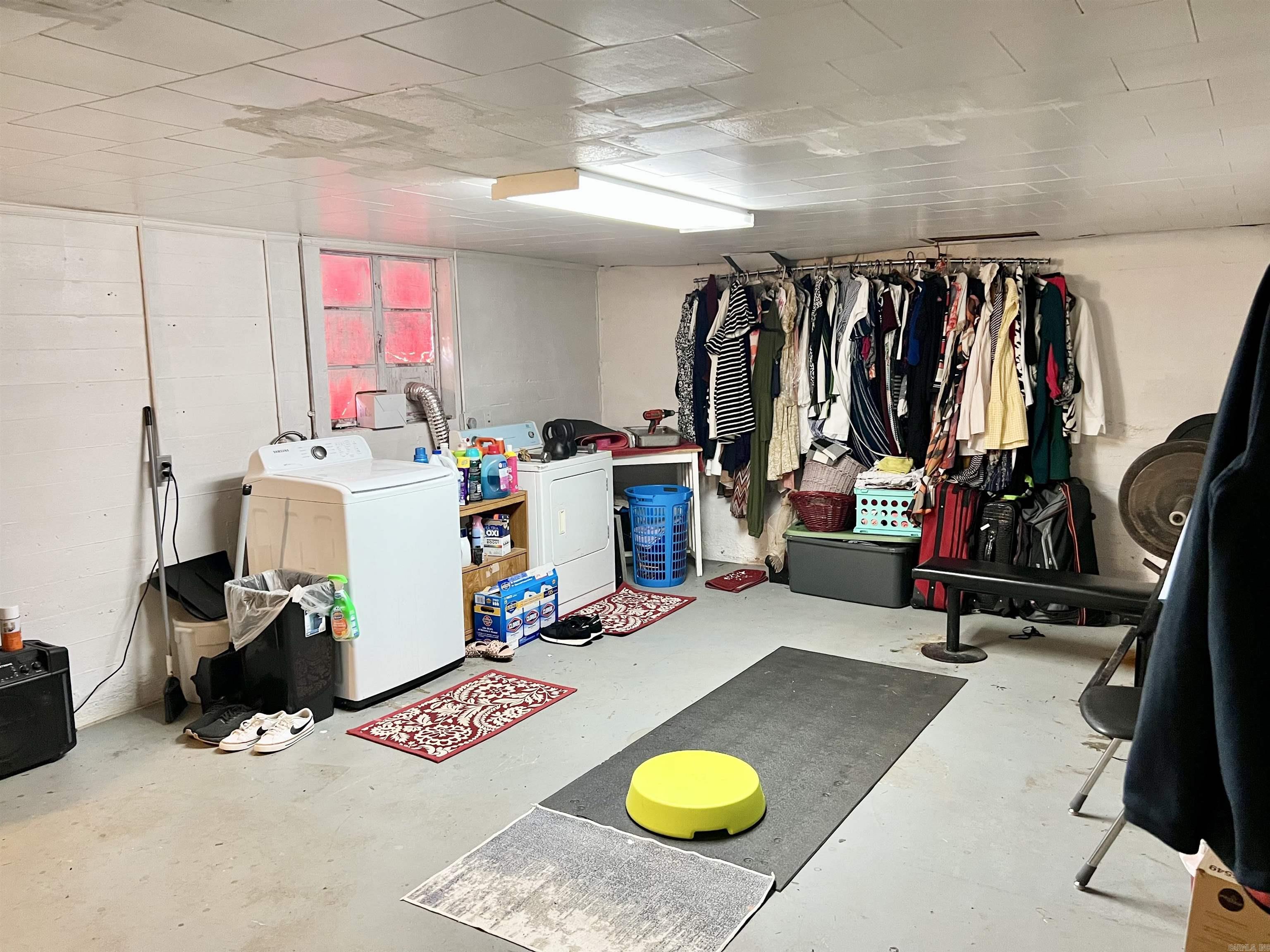 BURROUGHS, J.H. - Residential