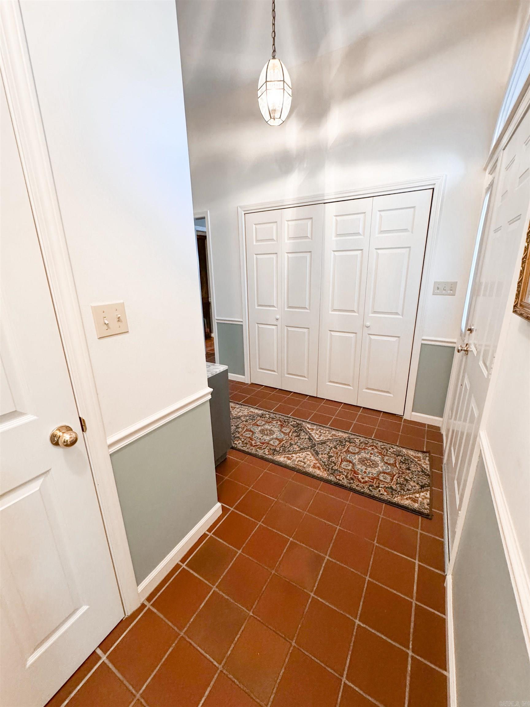 River Oaks Estates - Residential