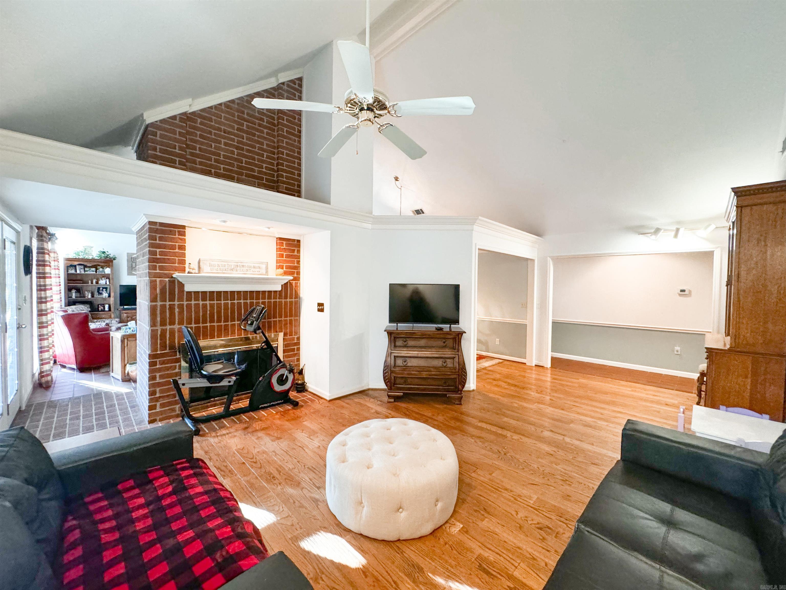 River Oaks Estates - Residential