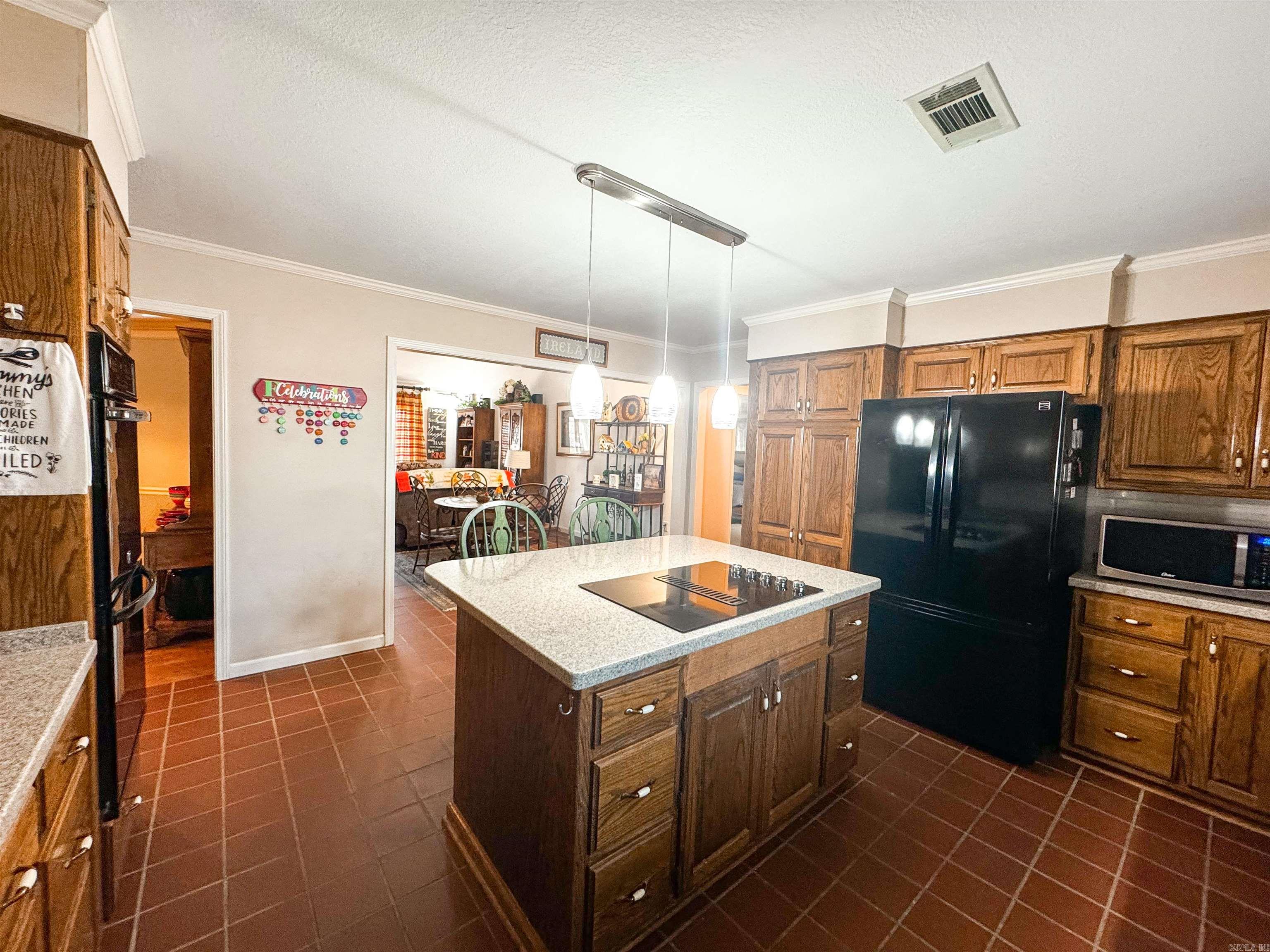 River Oaks Estates - Residential