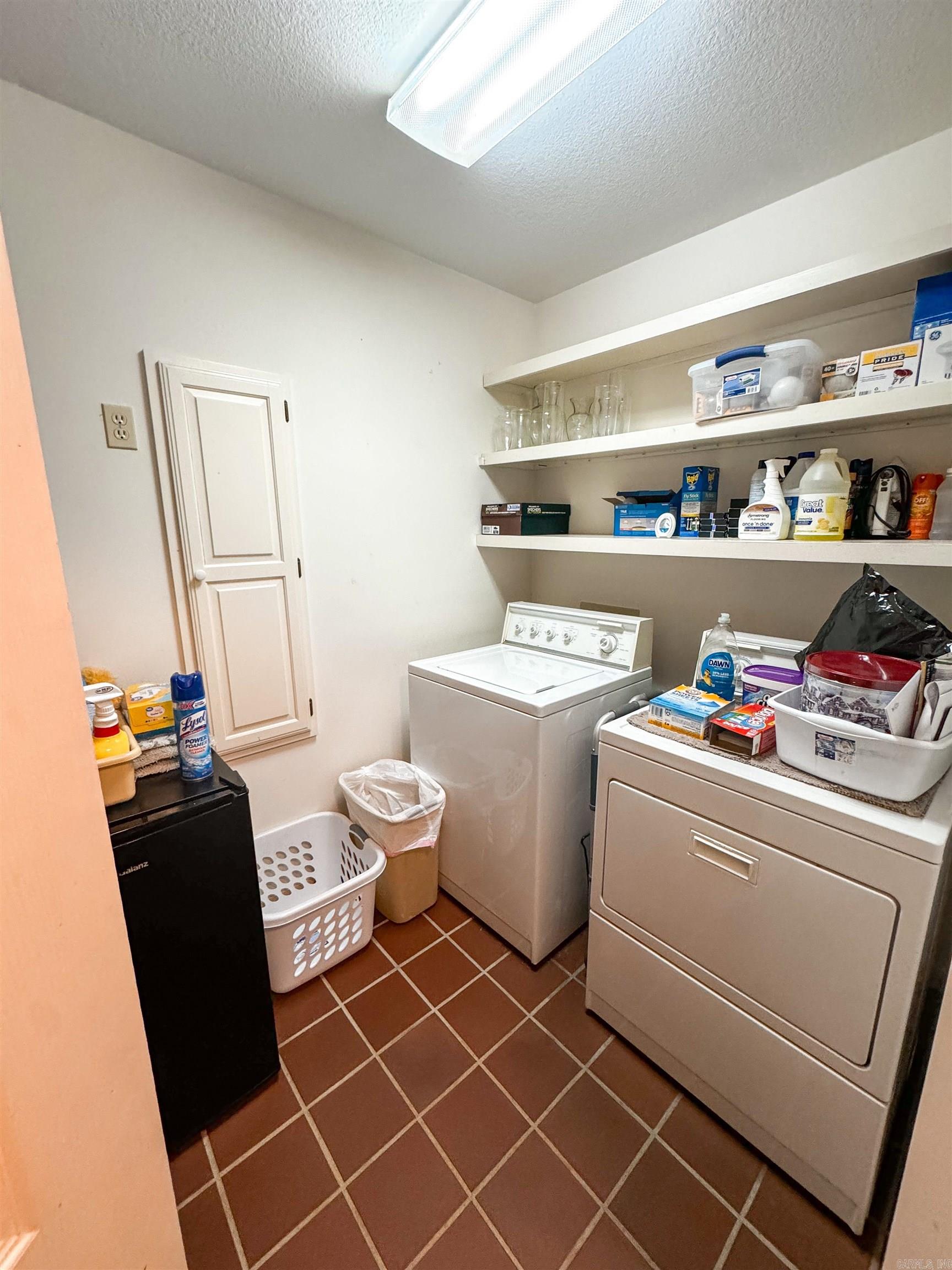 River Oaks Estates - Residential