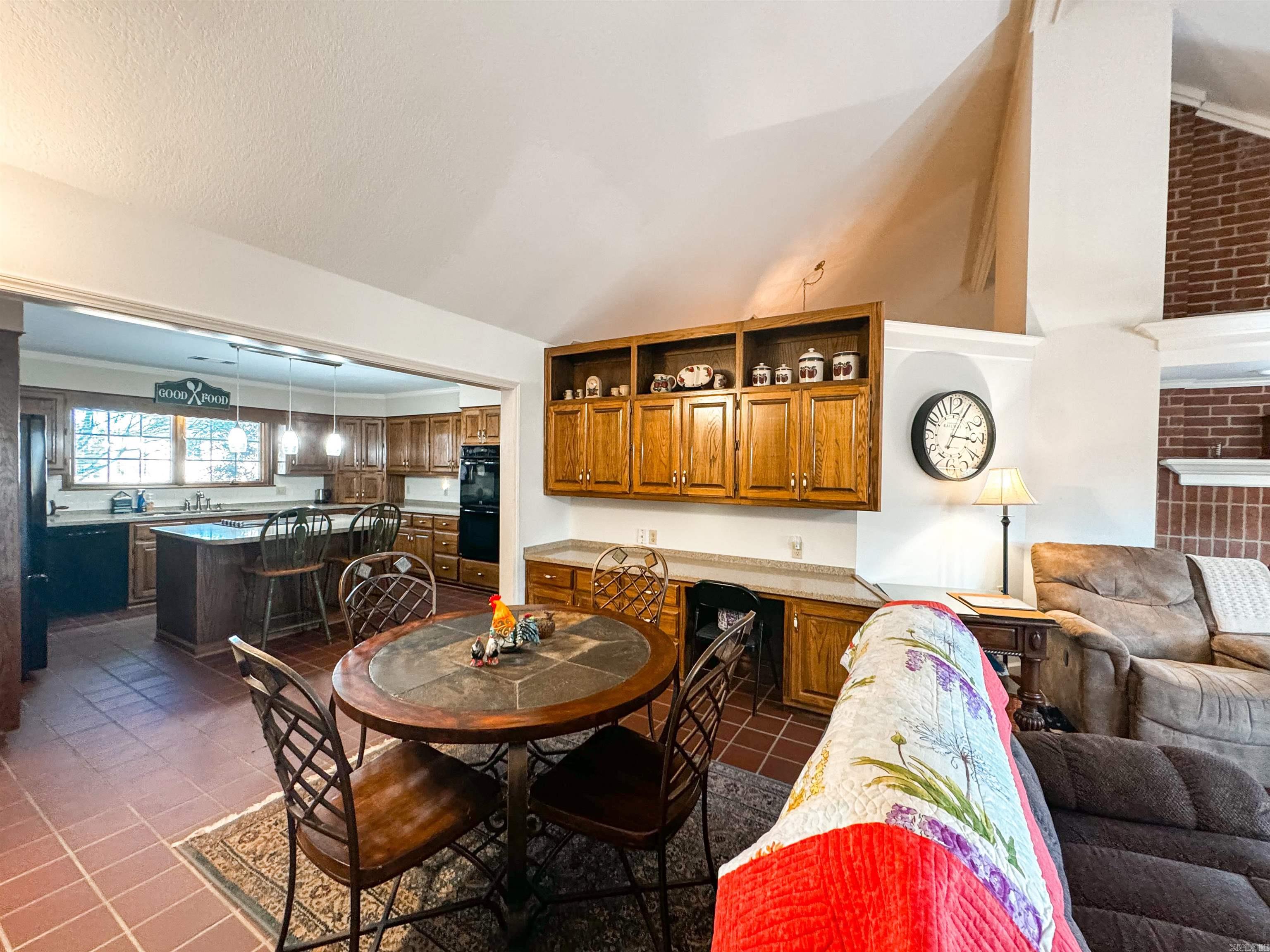 River Oaks Estates - Residential