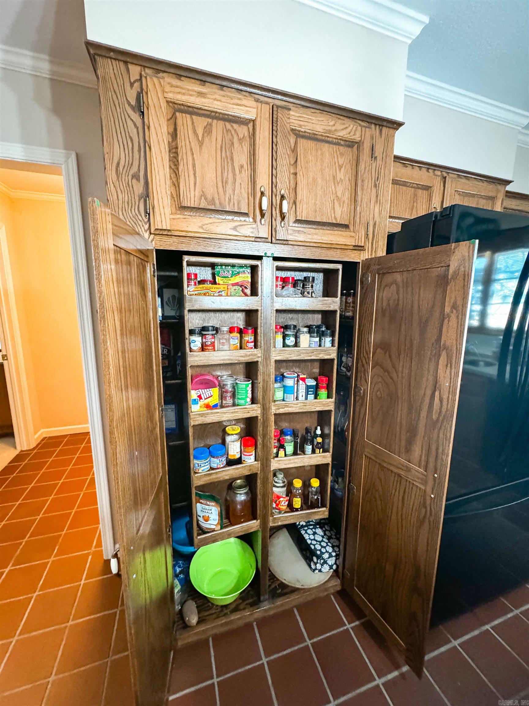 River Oaks Estates - Residential