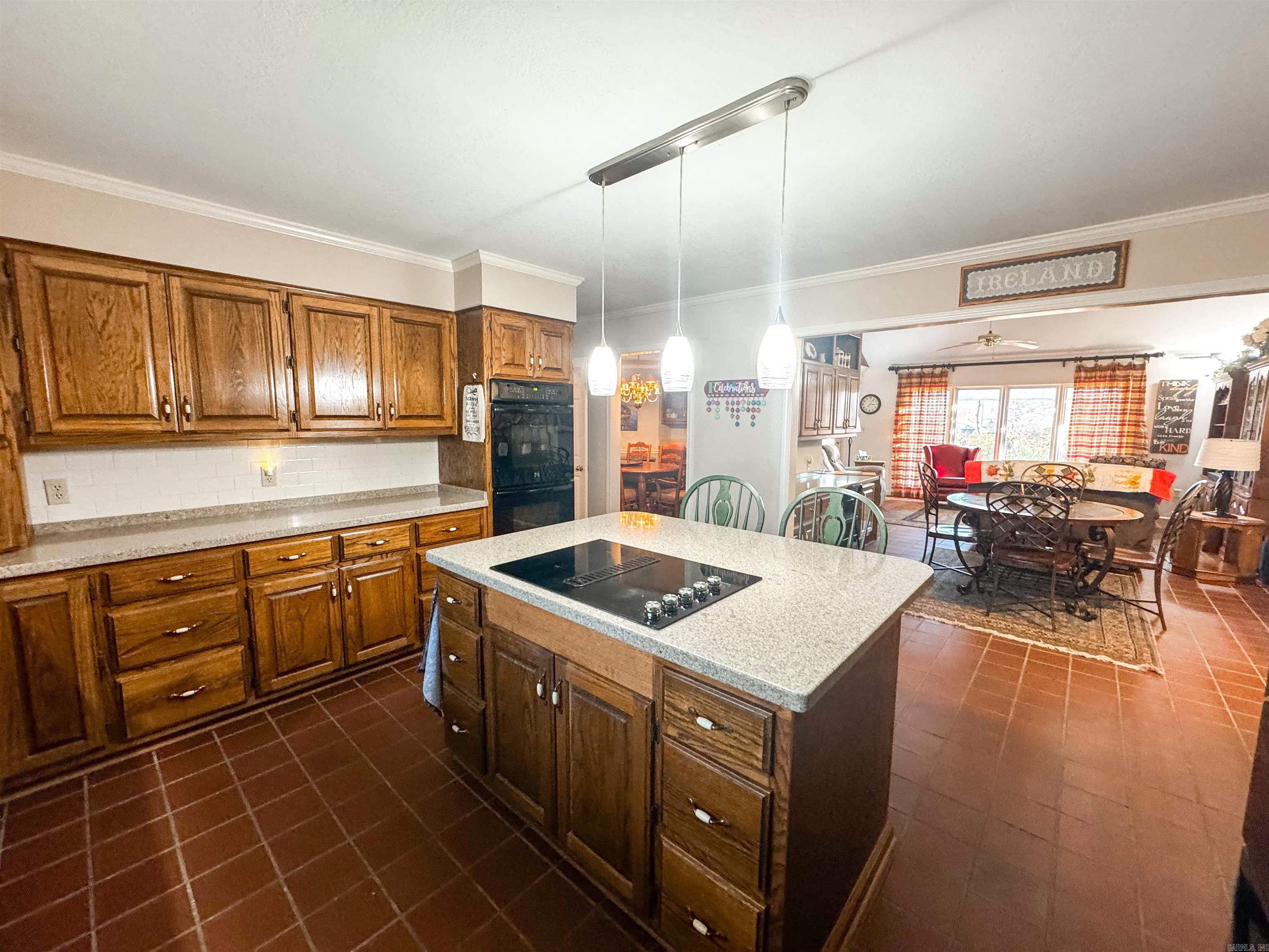 River Oaks Estates - Residential