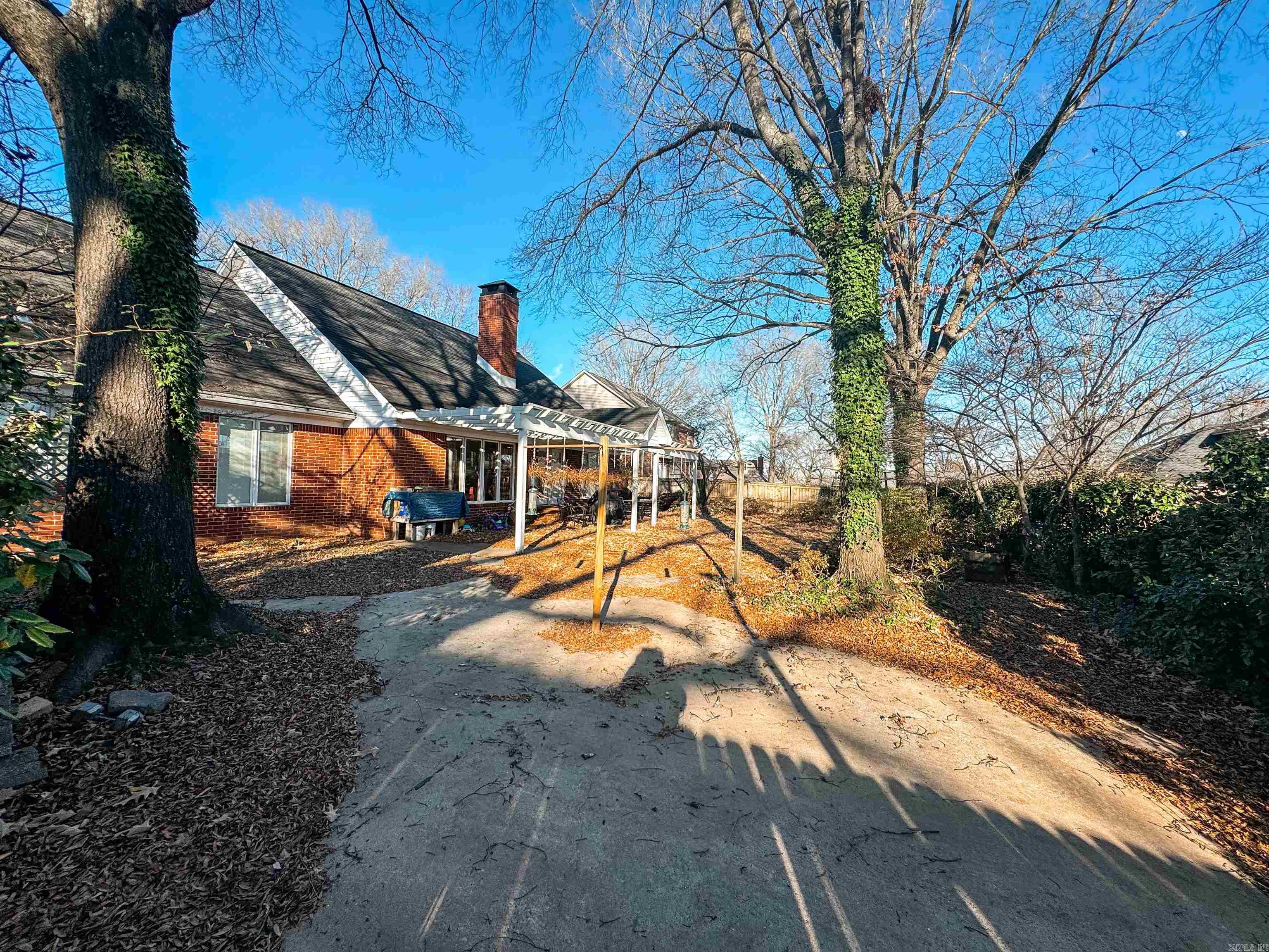 River Oaks Estates - Residential