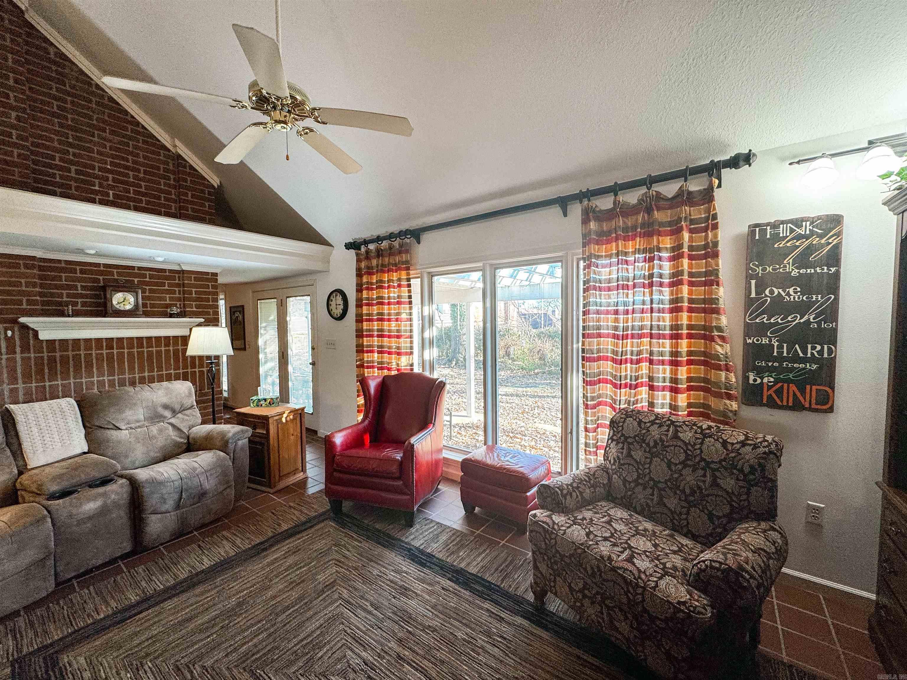 River Oaks Estates - Residential