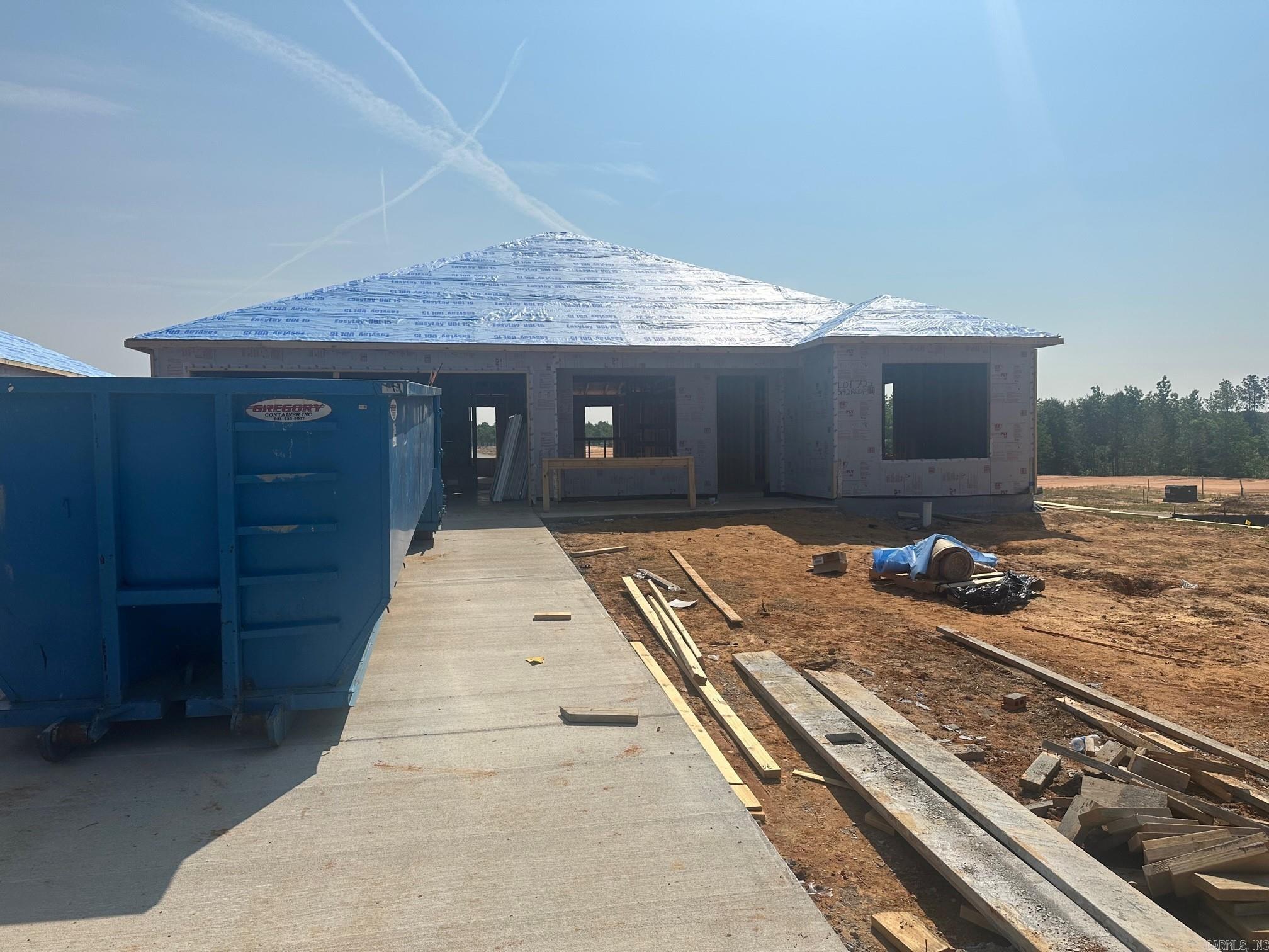 THE MEADOWS - Residential