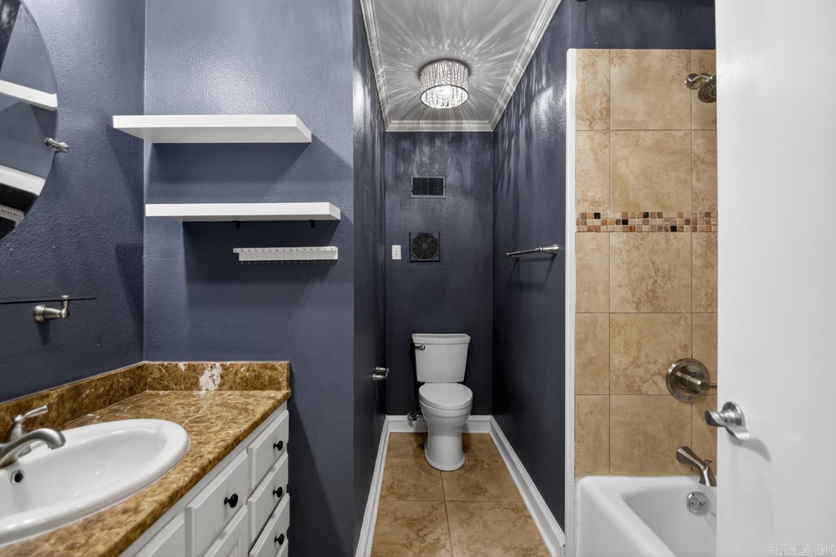 INDIAN HILLS WEST - Residential