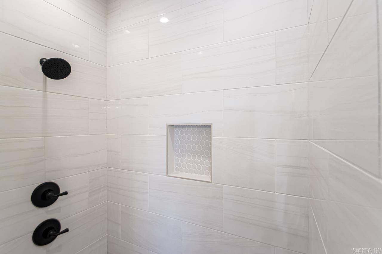 CORAL RIDGE - Residential